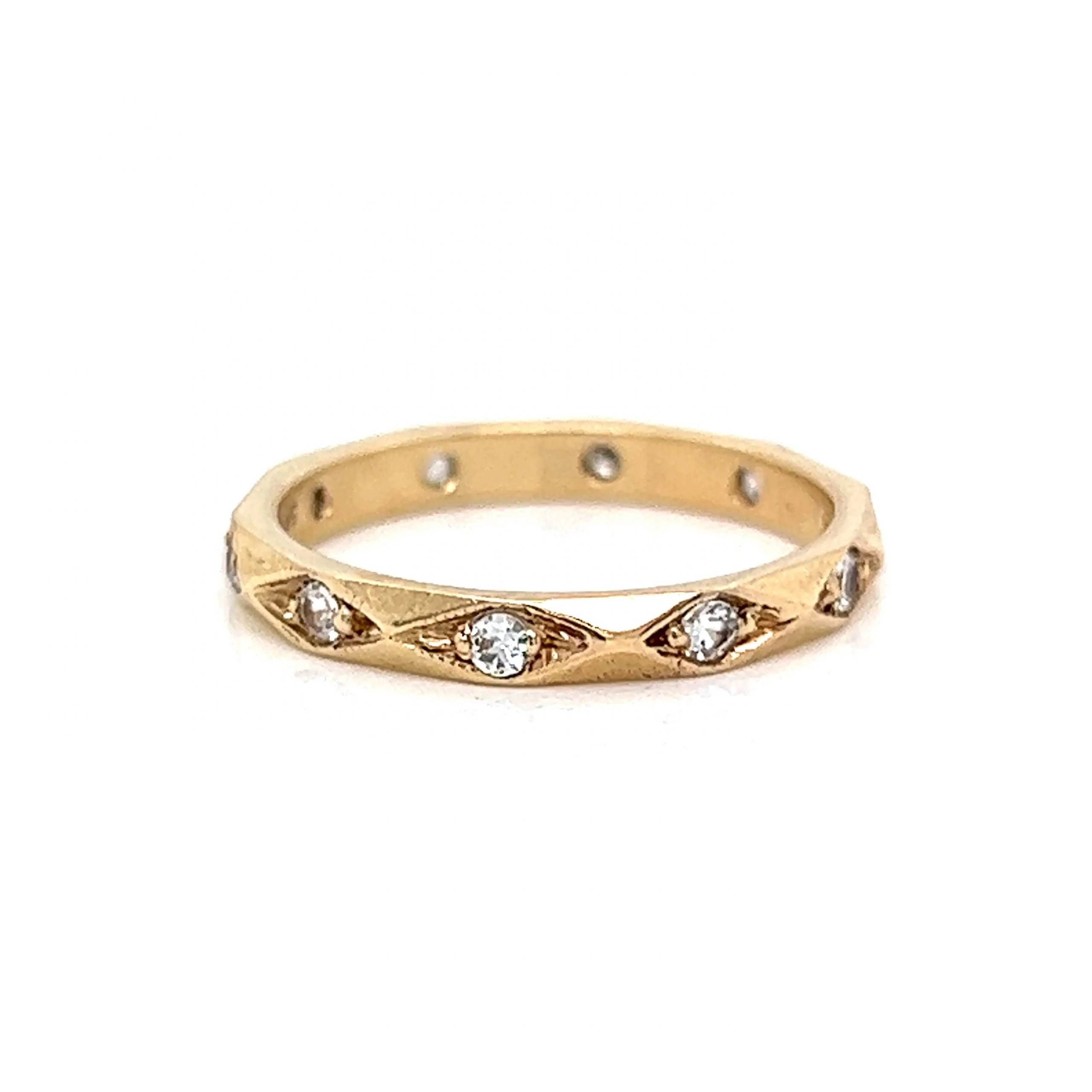 Mid-Century Textured Diamond Eternity Band in 9k Yellow Gold - Image 3