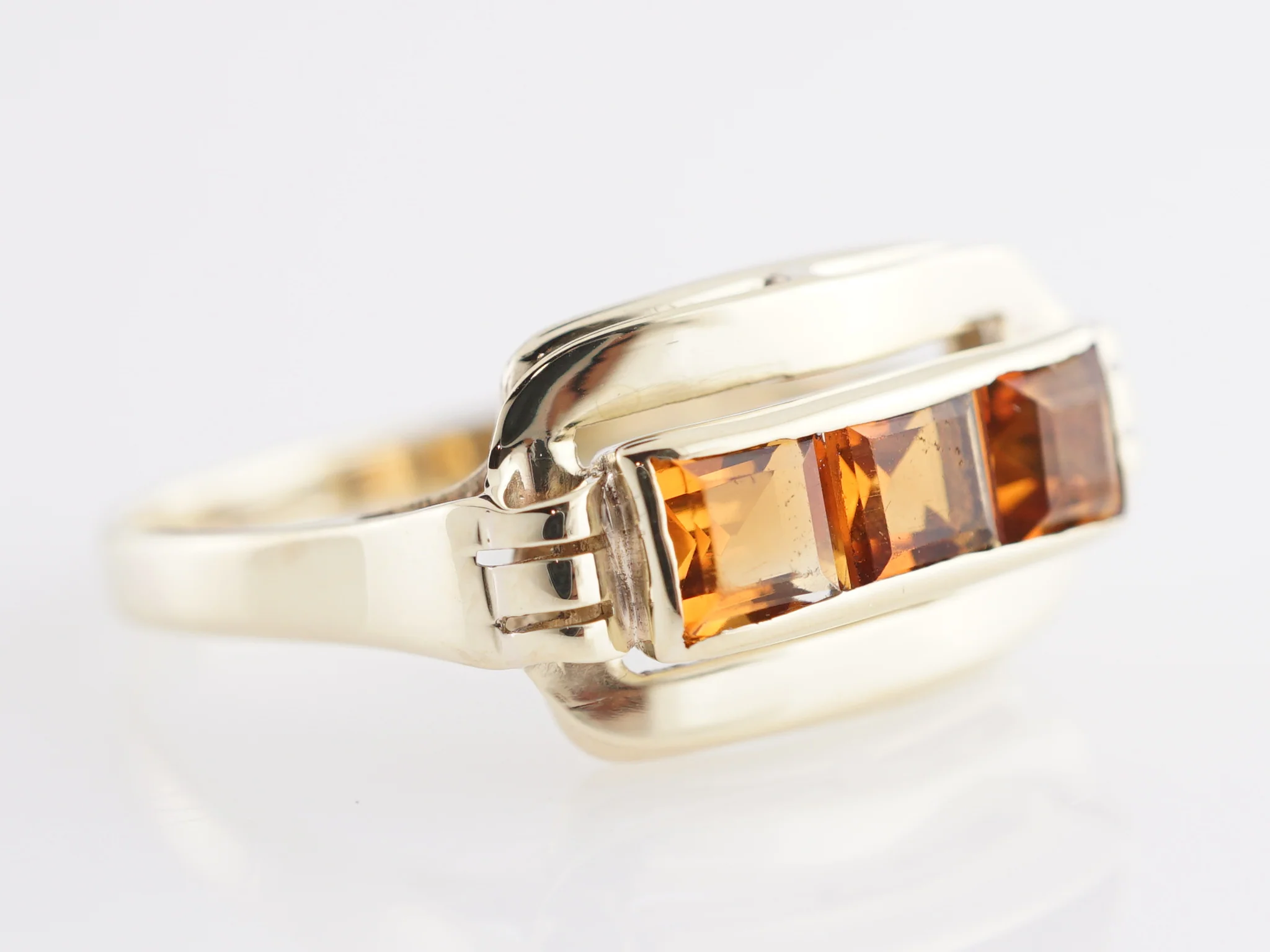 Mid-Century Three Stone Citrine Ring in 14k Yellow Gold - Image 3