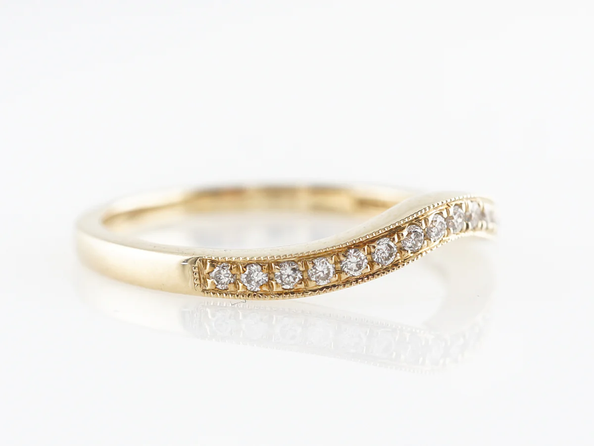 Milgrain Curved Diamond Band in 14K Yellow Gold - Image 3