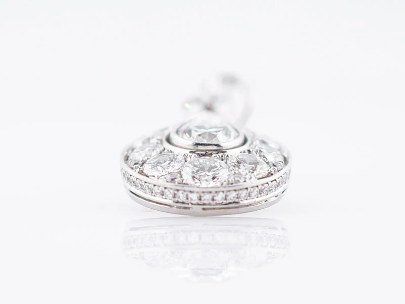 ***RTV***Modern 1.65 Pear Cut Emerald & 1.50 Pear Cut Diamonds in 18k White Gold - Image 6