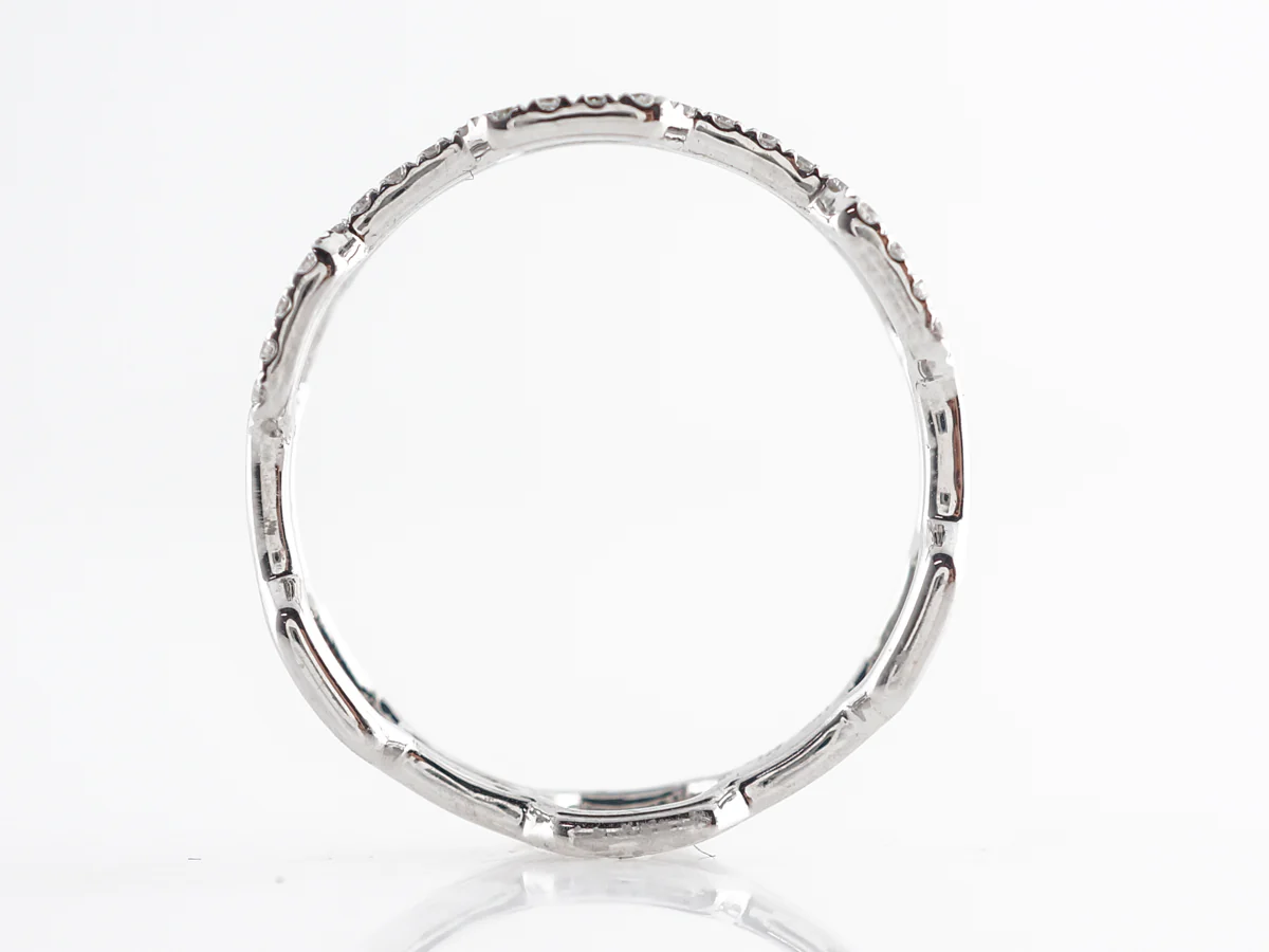 Modern .18 Diamond Wedding Band in 18k White Gold - Image 4