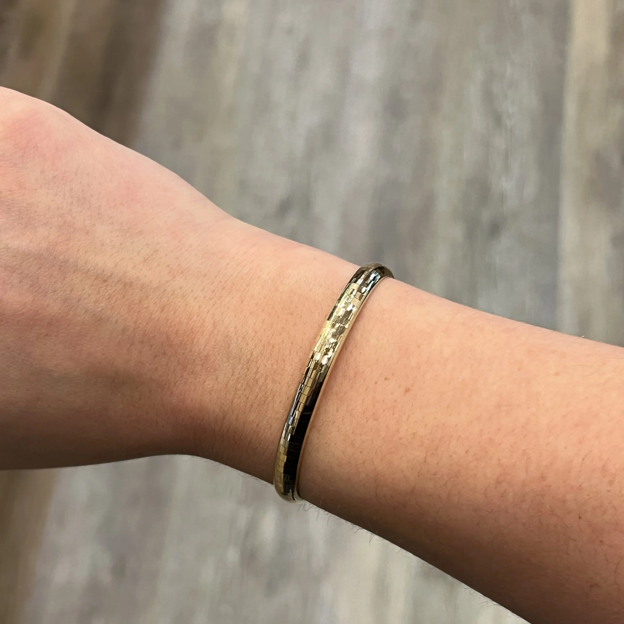 Modern 6mm Omega Bracelet in 14k Yellow Gold - Image 4