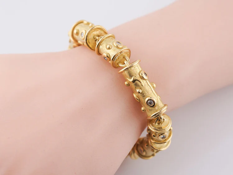 Modern Antique Style Bracelet 1.68ct Round Brilliant Cut Diamonds in 18k Yellow Gold - Image 8