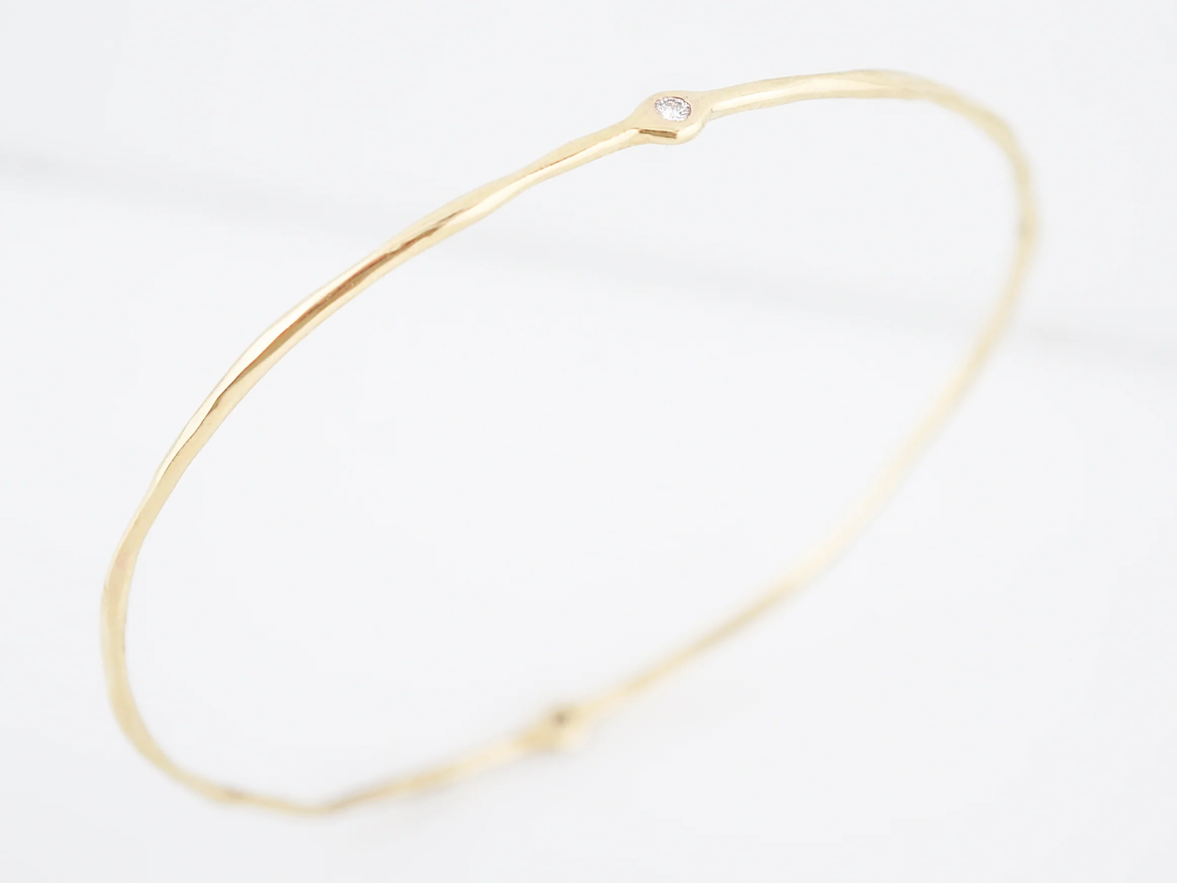 Modern Bracelet .10 Round Brilliant Cut Diamonds in 18k Yellow Gold - Image 4