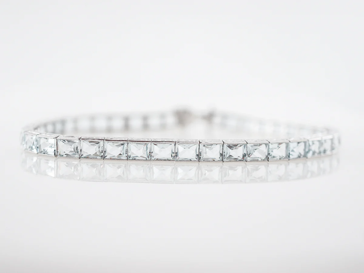 Modern Bracelet 11.27 French Cut Aquamarine in Platinum