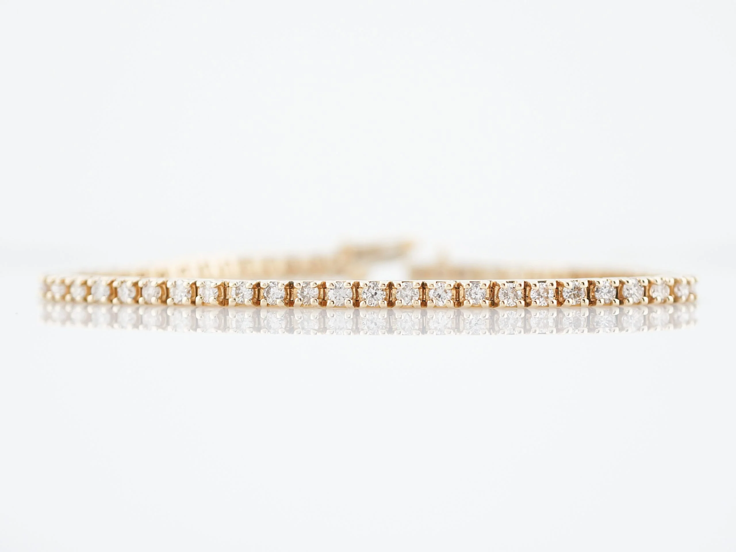 Modern Bracelet 3.30 Round Brilliant Cut Diamonds in 14k Yellow Gold - Image 3