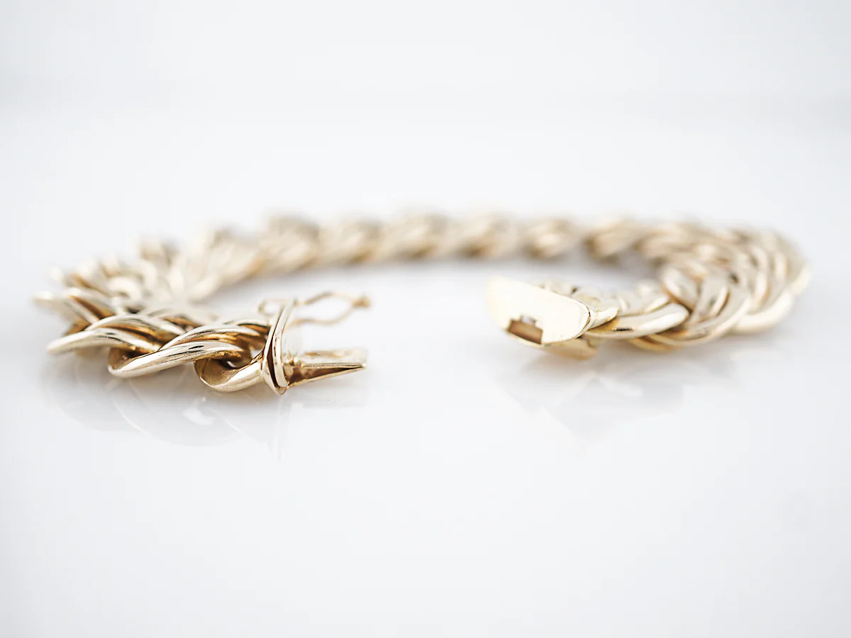 Modern Chain Bracelet in 14K Yellow Gold - Image 3