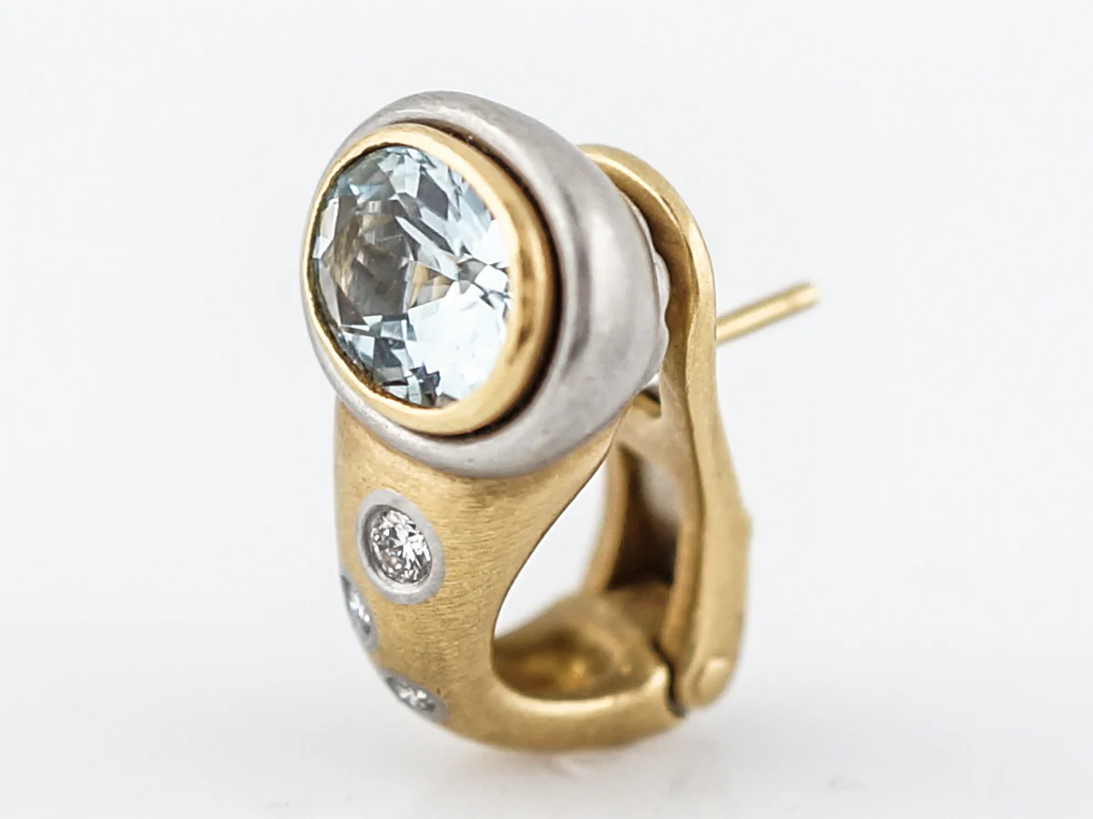 Modern Earrings 1.38 Oval Cut Aquamarine & Diamonds in 18k Yellow Gold & Platinum - Image 4