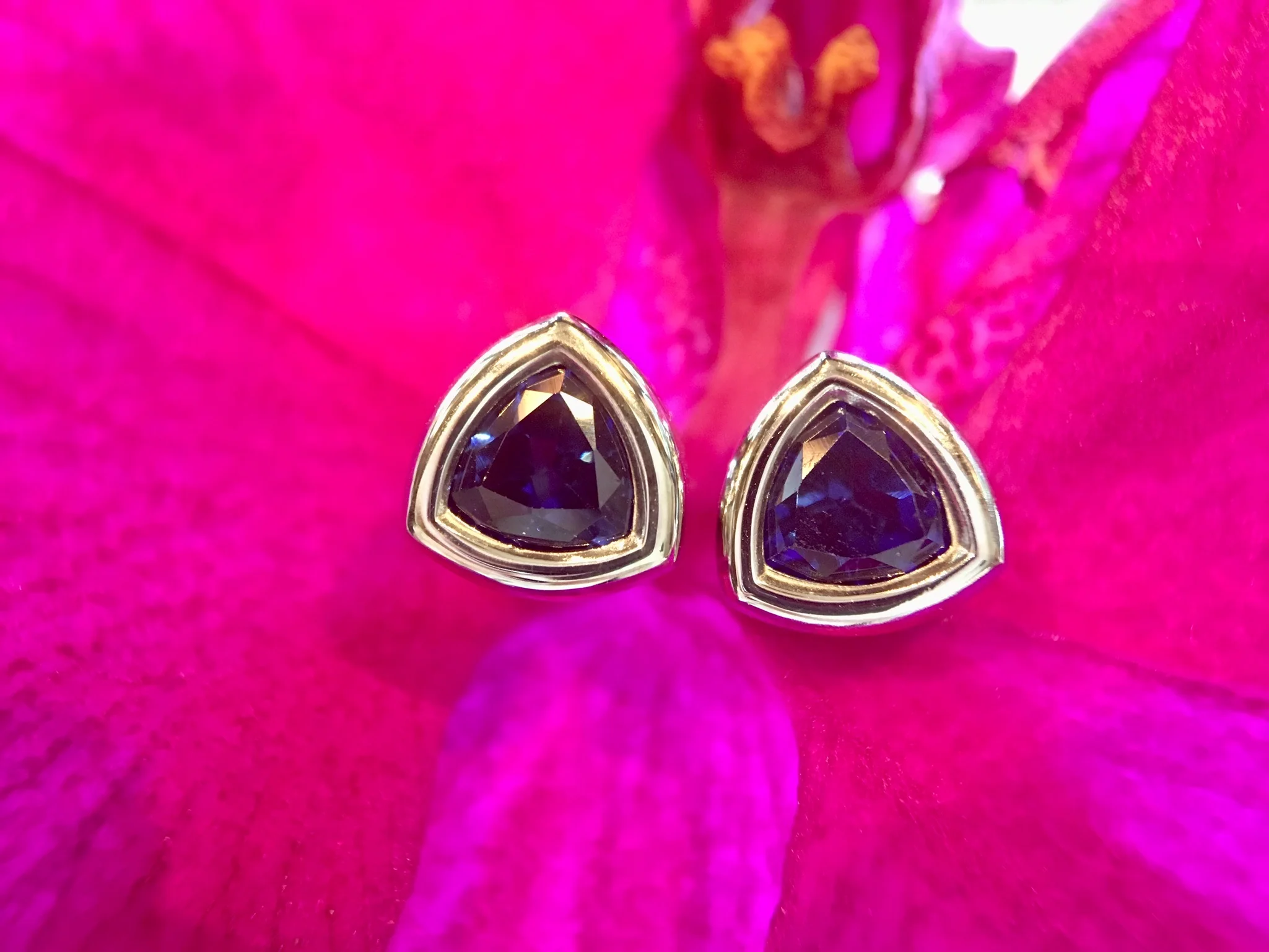 Modern Earrings 1.98 Trilliant Cut Sapphire in 14k White Gold