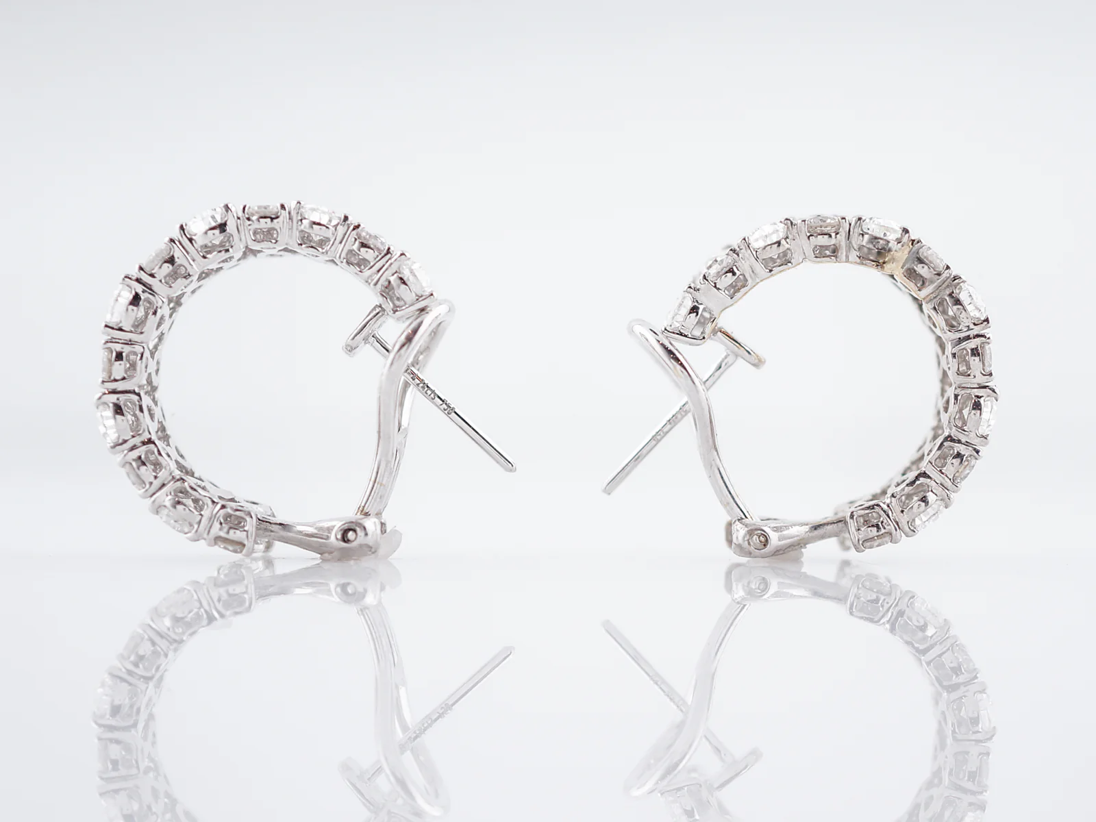 Modern Earrings 4.24 Pear & Round Brilliant Cut Diamonds in 18k White Gold - Image 6
