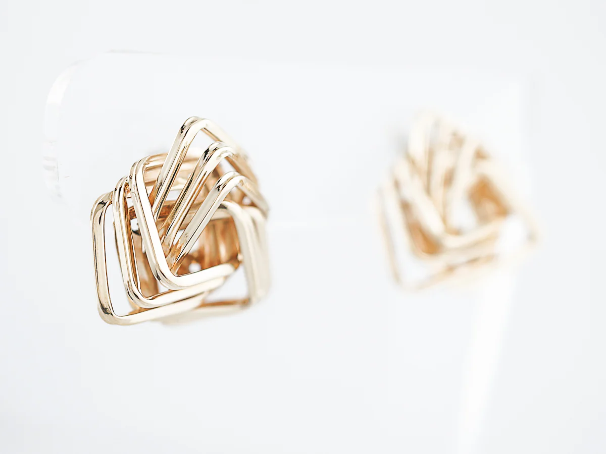 Modern Earrings in 14K Yellow Gold - Image 4