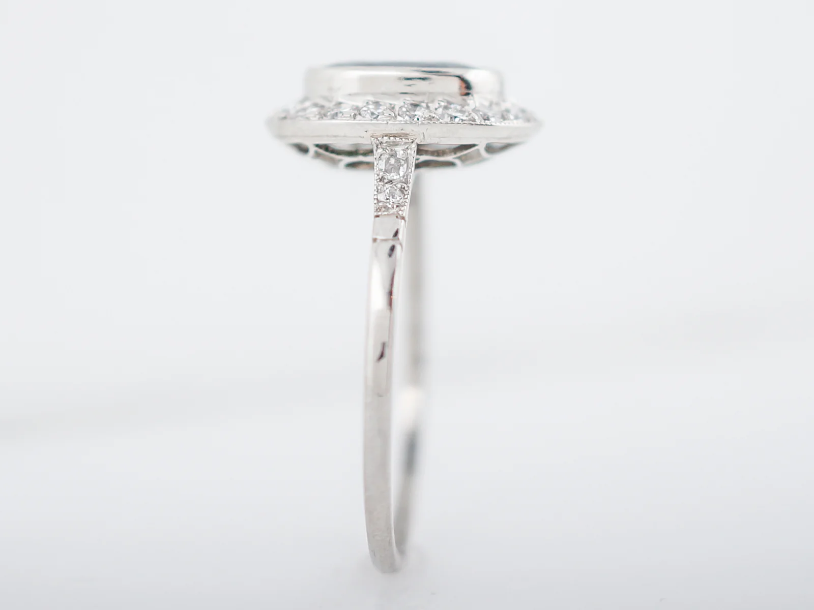 Modern Engagement Ring 1.66 Oval Cut Sapphire in Platinum - Image 5