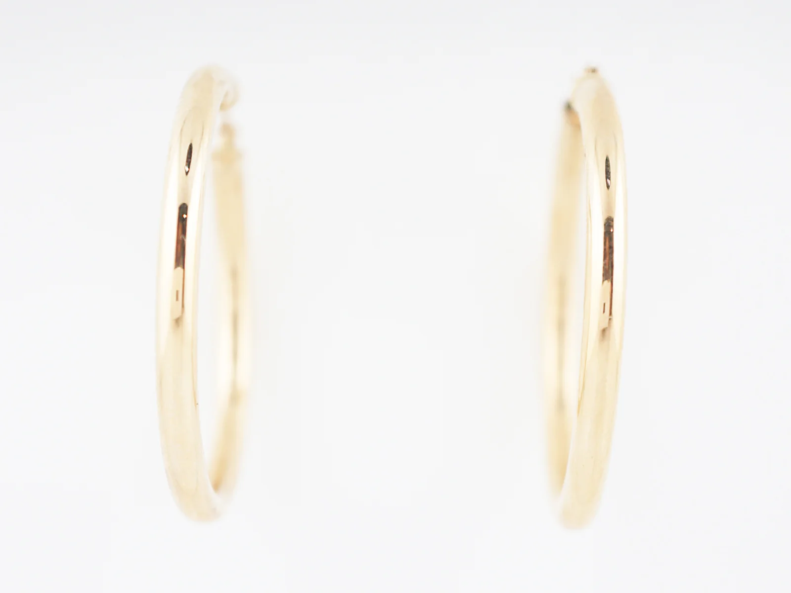 Modern Hoop Earrings in 14k Yellow Gold - Image 3