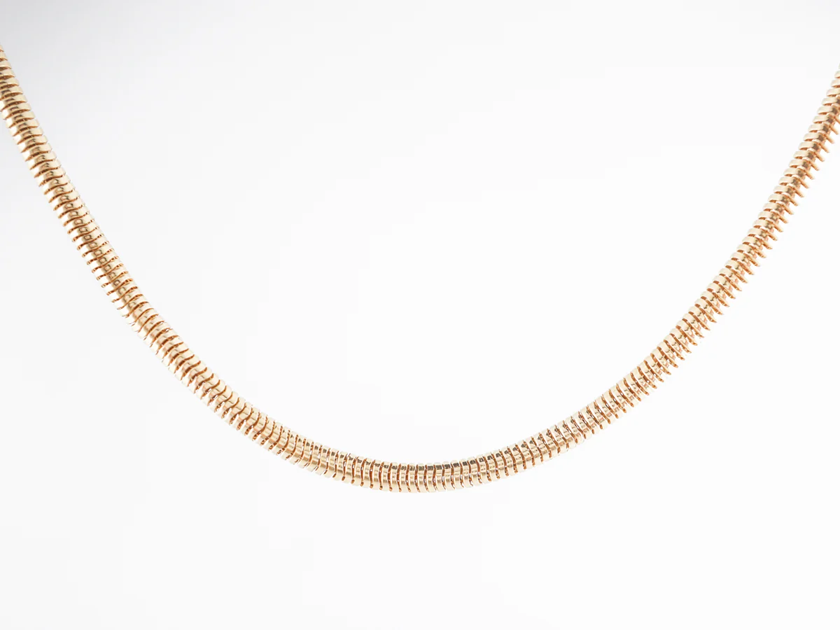 Modern Italian Necklace in Woven 14k Yellow Gold - Image 3
