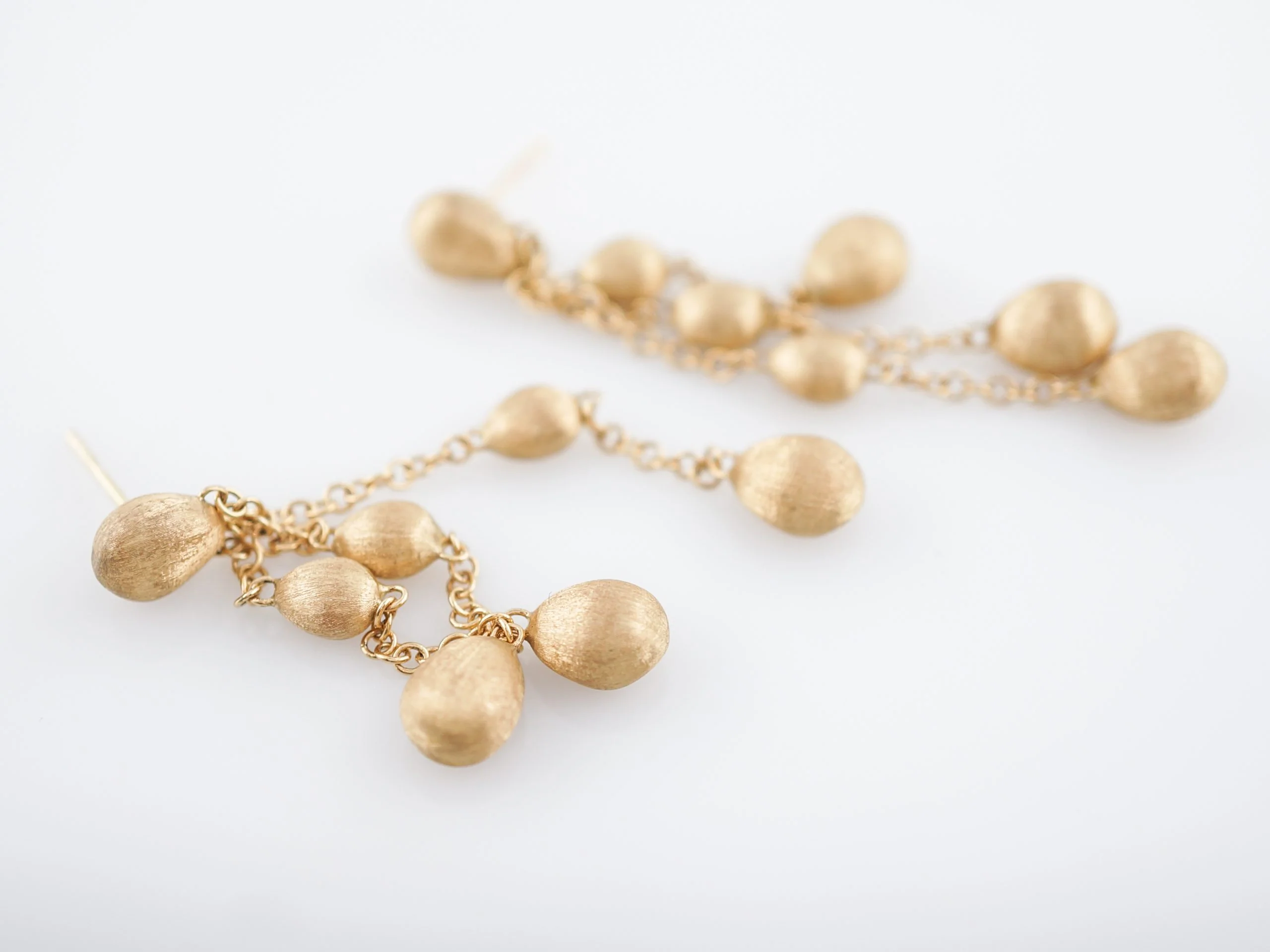 Modern Marco Bicego Earrings in 18k Yellow Gold - Image 4