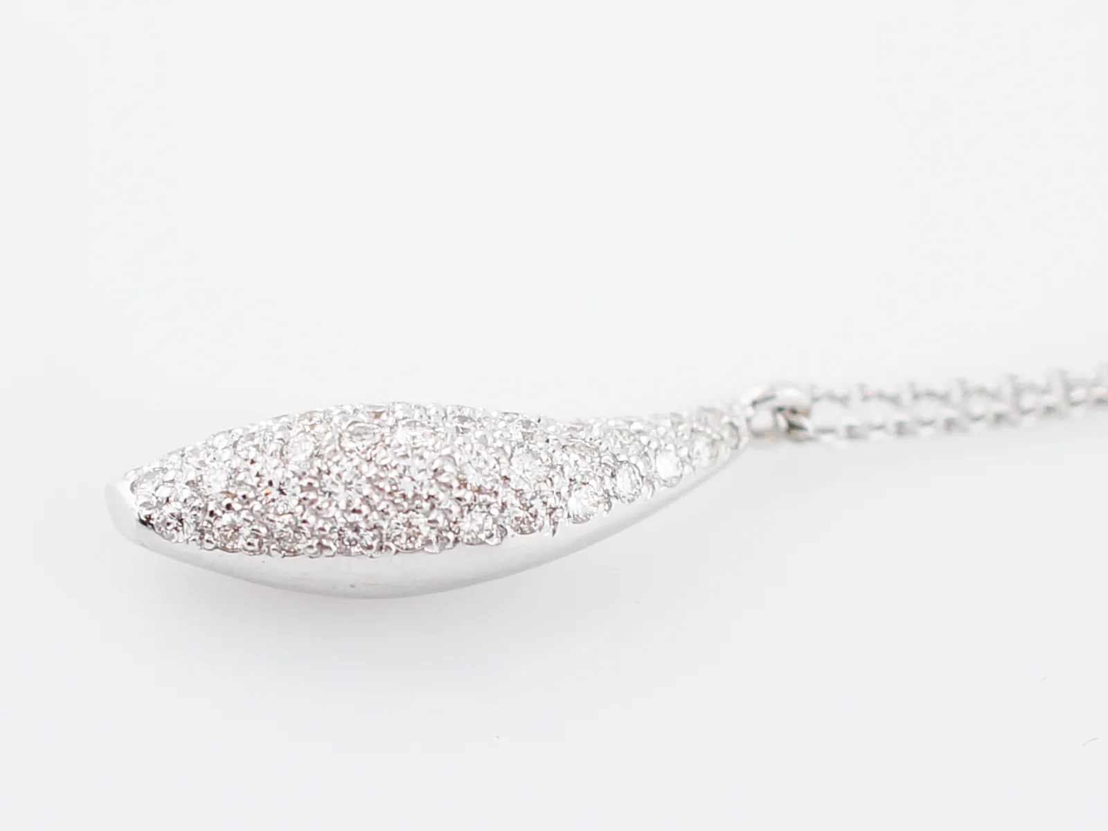 Modern Necklace Tiffany & Co .75 Round Brilliant Cut Diamonds in 18k White Gold - Image 3