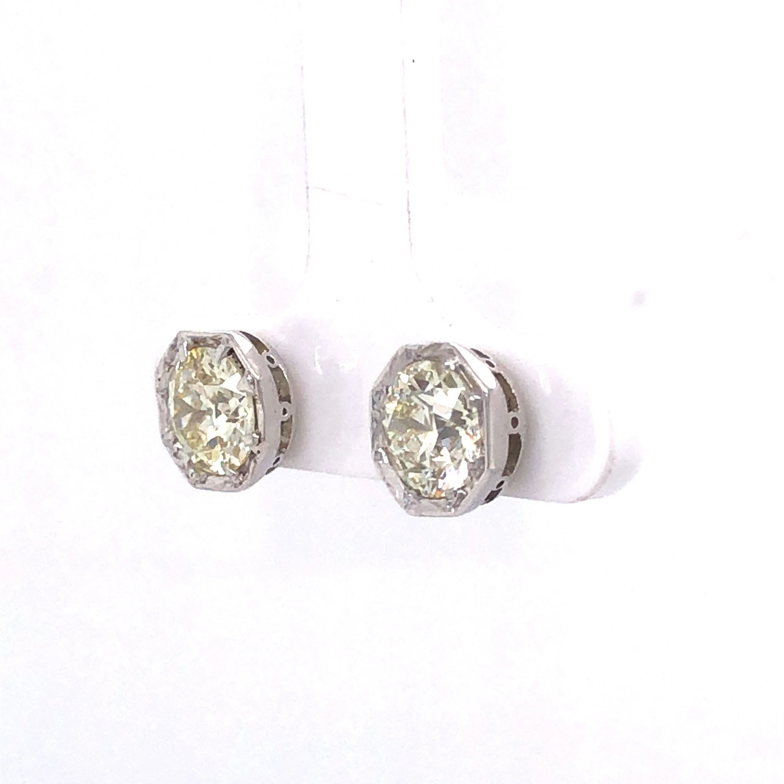 Modern Old European Cut Diamond Stud Earrings in Platinum - Image 2