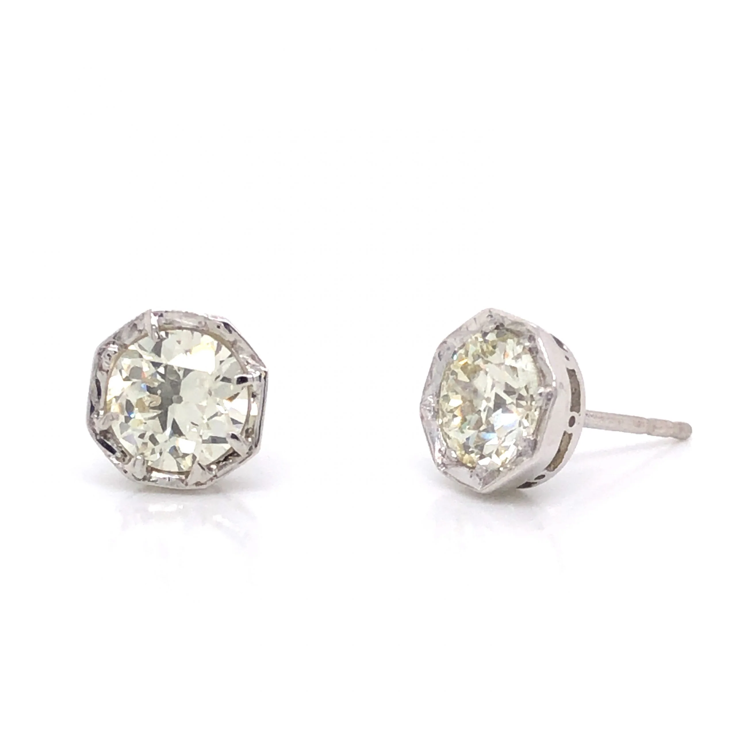 Modern Old European Cut Diamond Stud Earrings in Platinum - Image 5