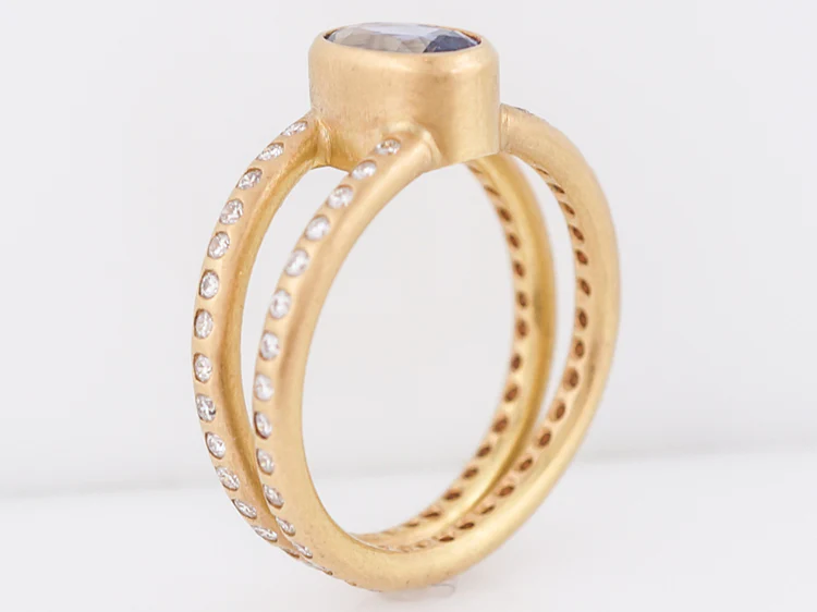 Modern Reinstein Ross Light Dance Ring 1.50 Oval Cut Sapphire in 20k Yellow Gold - Image 5