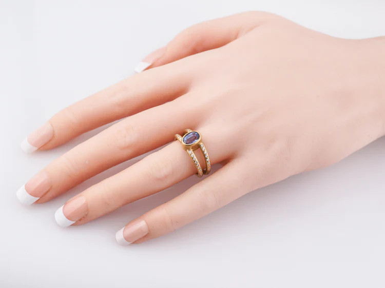 Modern Reinstein Ross Light Dance Ring 1.50 Oval Cut Sapphire in 20k Yellow Gold - Image 9