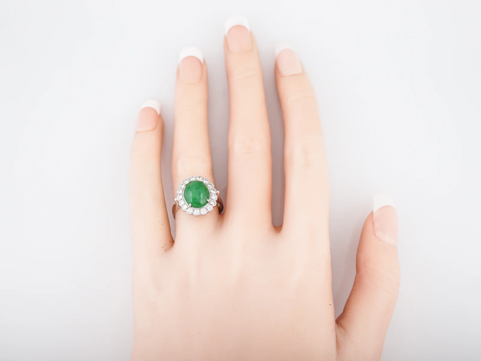 Modern Right Hand Ring GIA 3.95 Cabochon Cut Jade in Platinum - Image 6