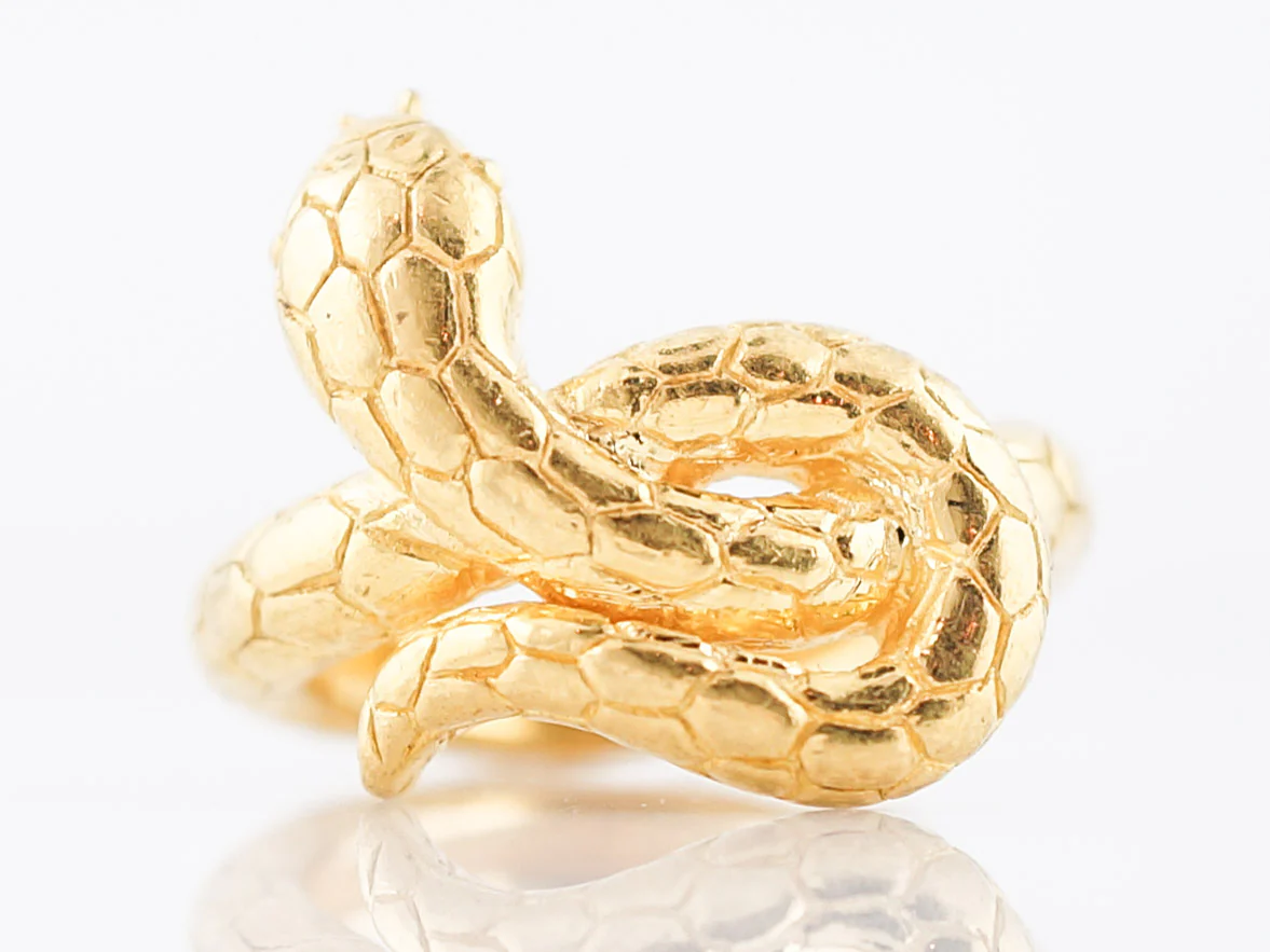 Modern Snake Ring in 24k Yellow Gold