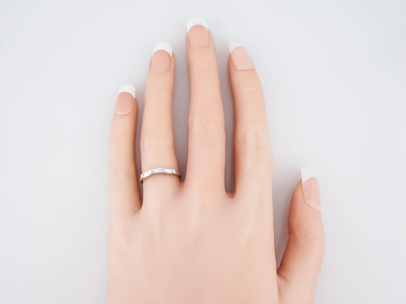 Wedding Band Modern .21 Baguette Cut Diamonds in Platinum - Image 7