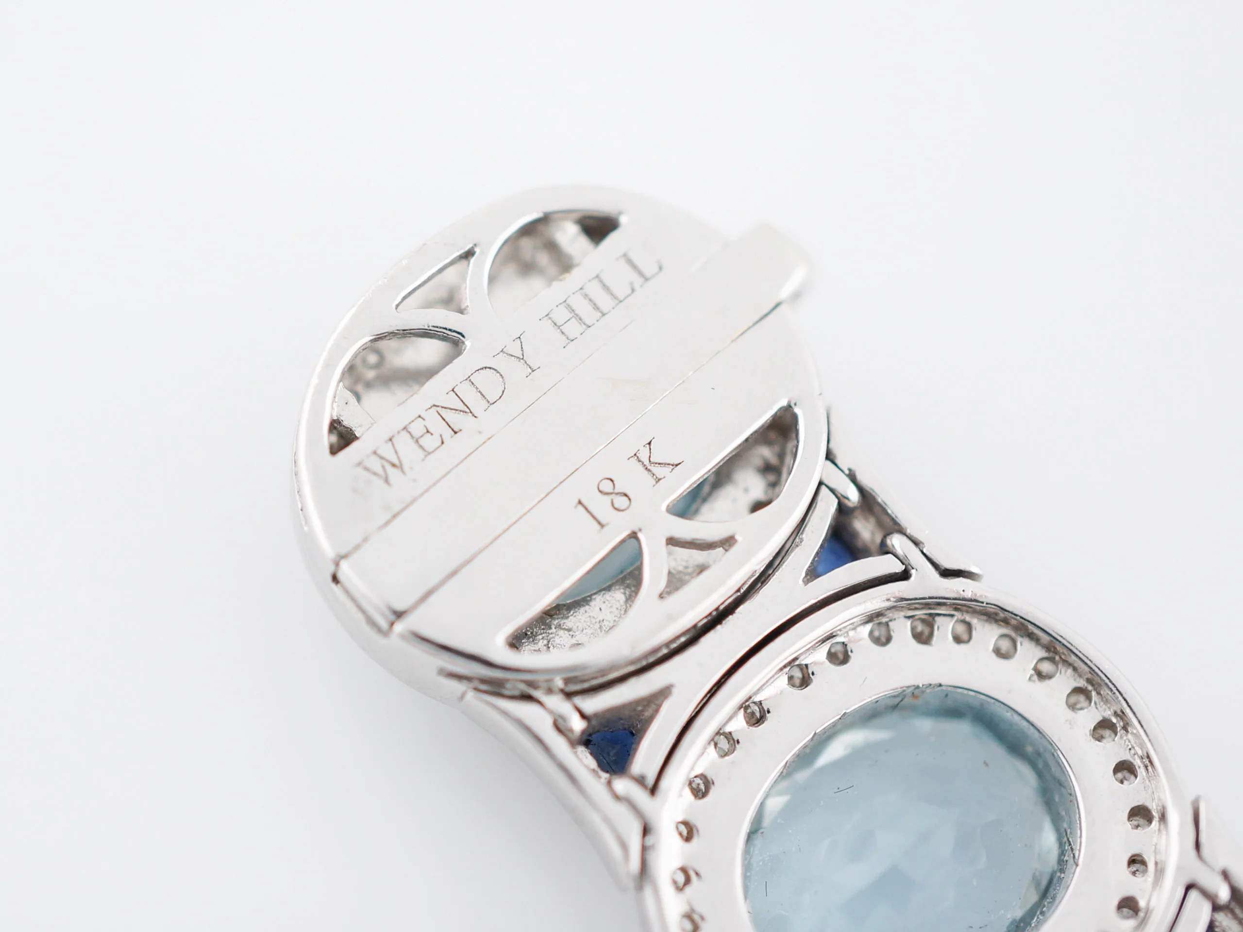 Modern Wendy Hill 41.75 Aquamarine, Sapphire & Diamond Bracelet in 18k White Gold - Image 4