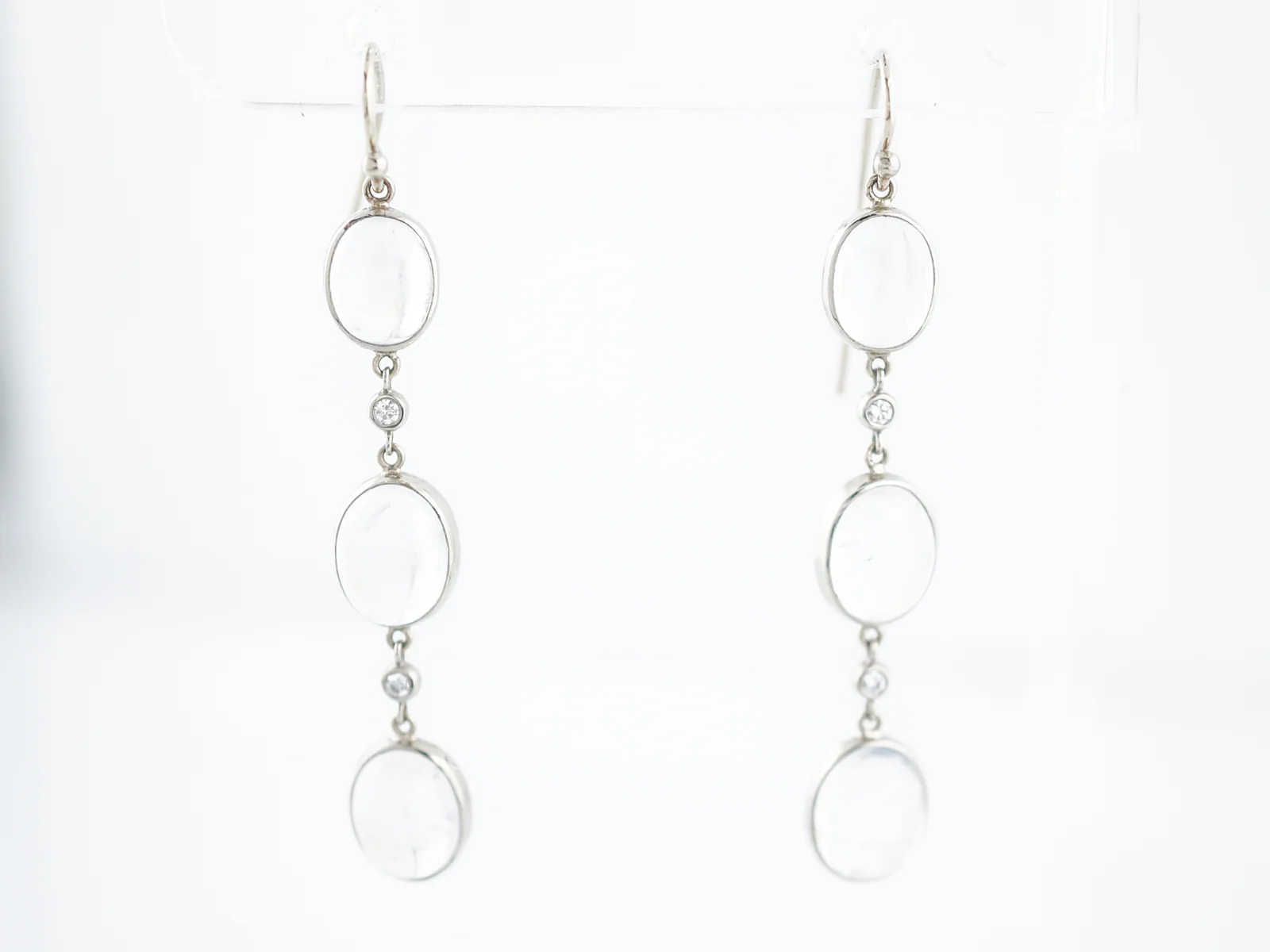 Modern Custom Moonstone and Diamond Dangle Earrings in 18 kt White Gold - Image 2
