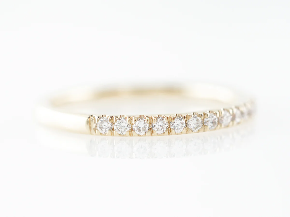 Narrow Diamond Wedding Band in 14k Yellow Gold - Image 3