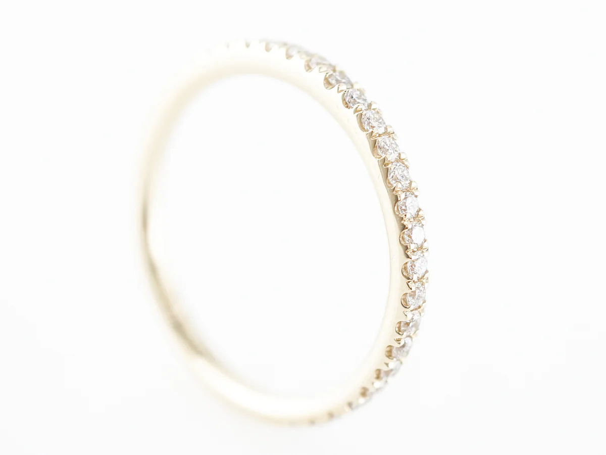 Narrow Diamond Wedding Band in 14k Yellow Gold - Image 4
