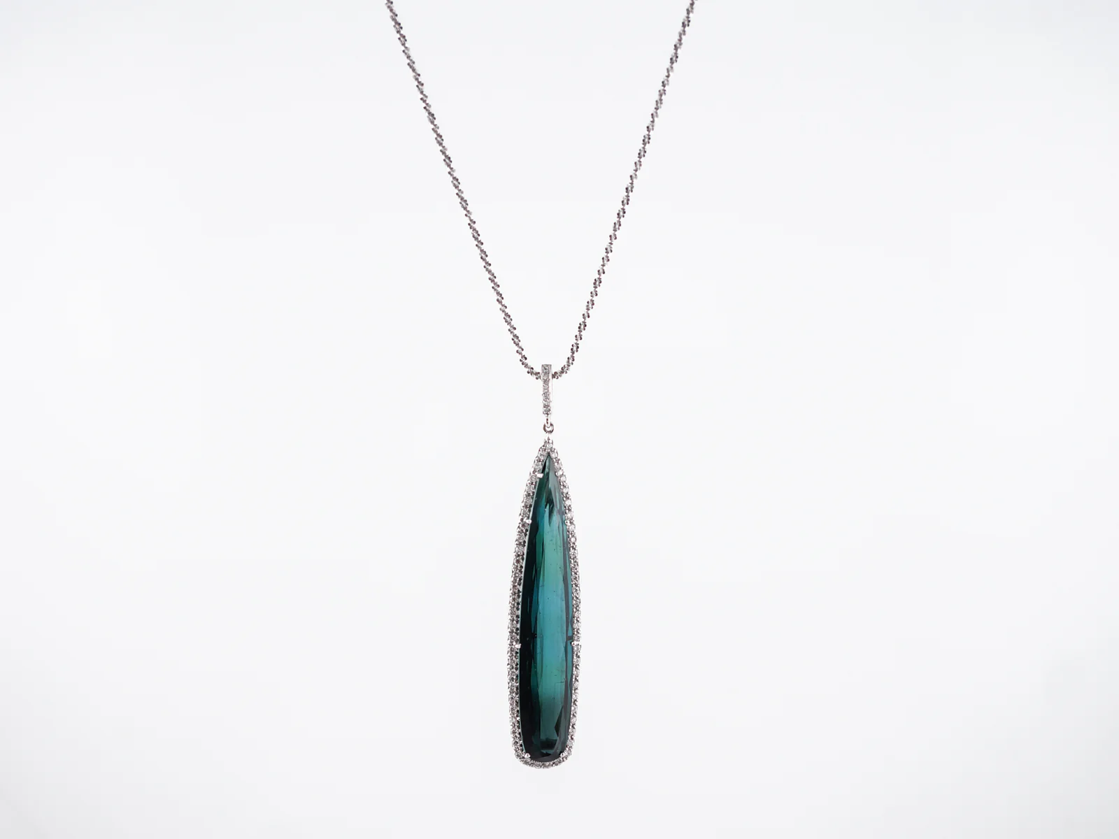 Necklace Modern 18.00 Round Brilliant Cut Indicolite Tourmaline Teardrop in 18k White Gold - Image 2