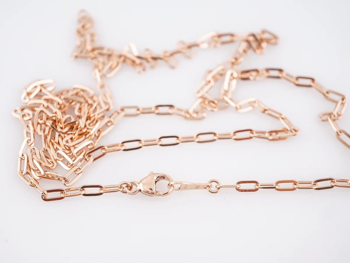 Necklace Modern Flat Oval Link in 18k Rose Gold - Image 3