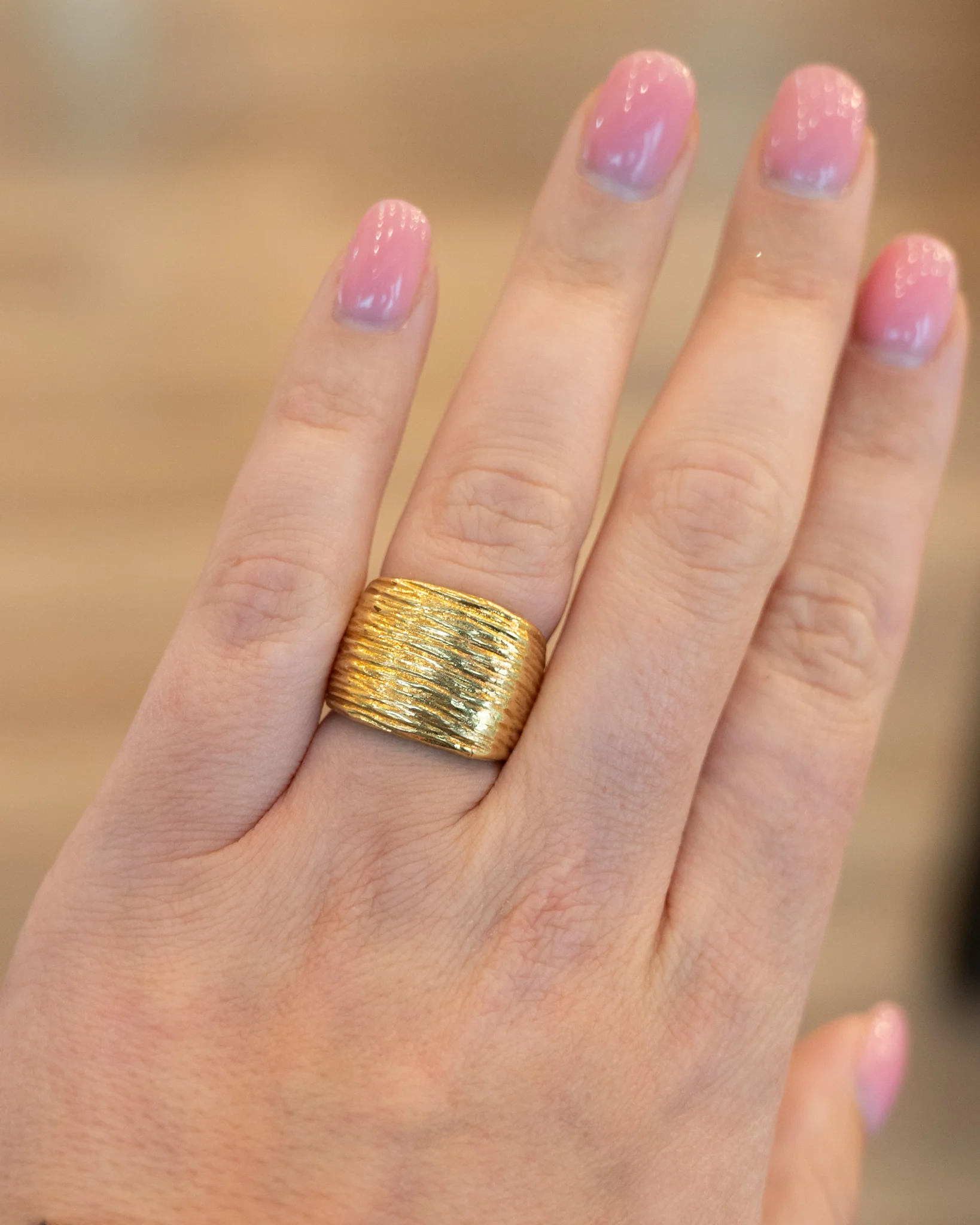 Organic Ridge Texture Statement Ring in 18k - Image 8