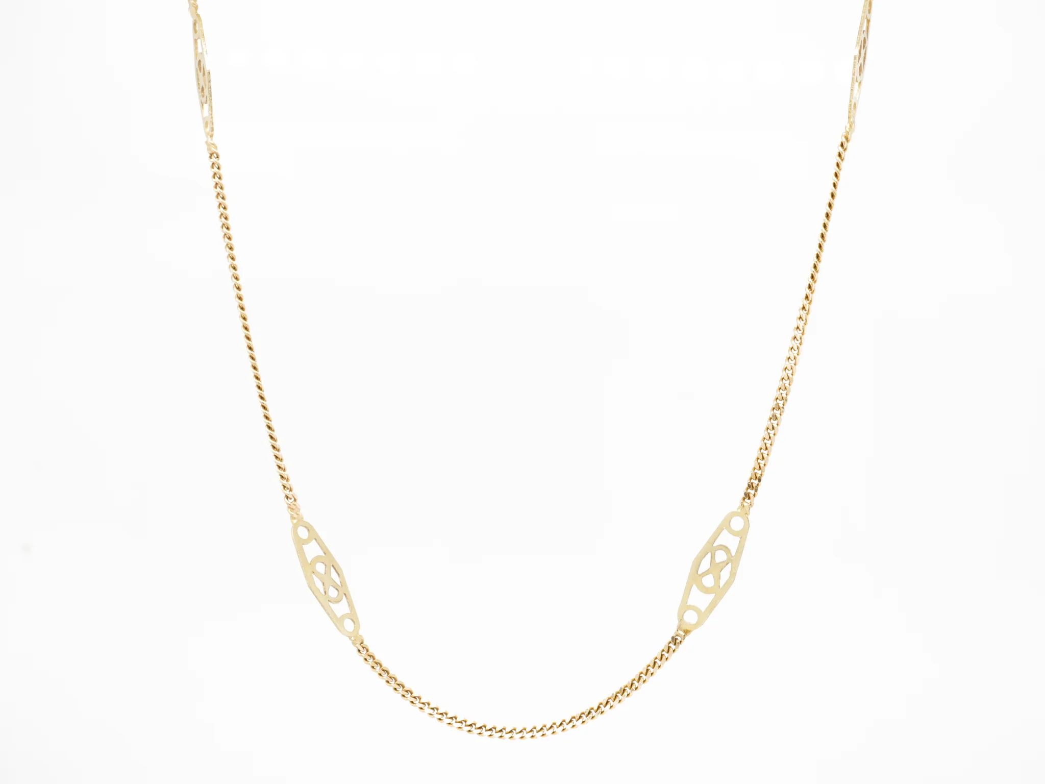 Ornate Mid-Century 18 Inch Chain in 14k Yellow Gold