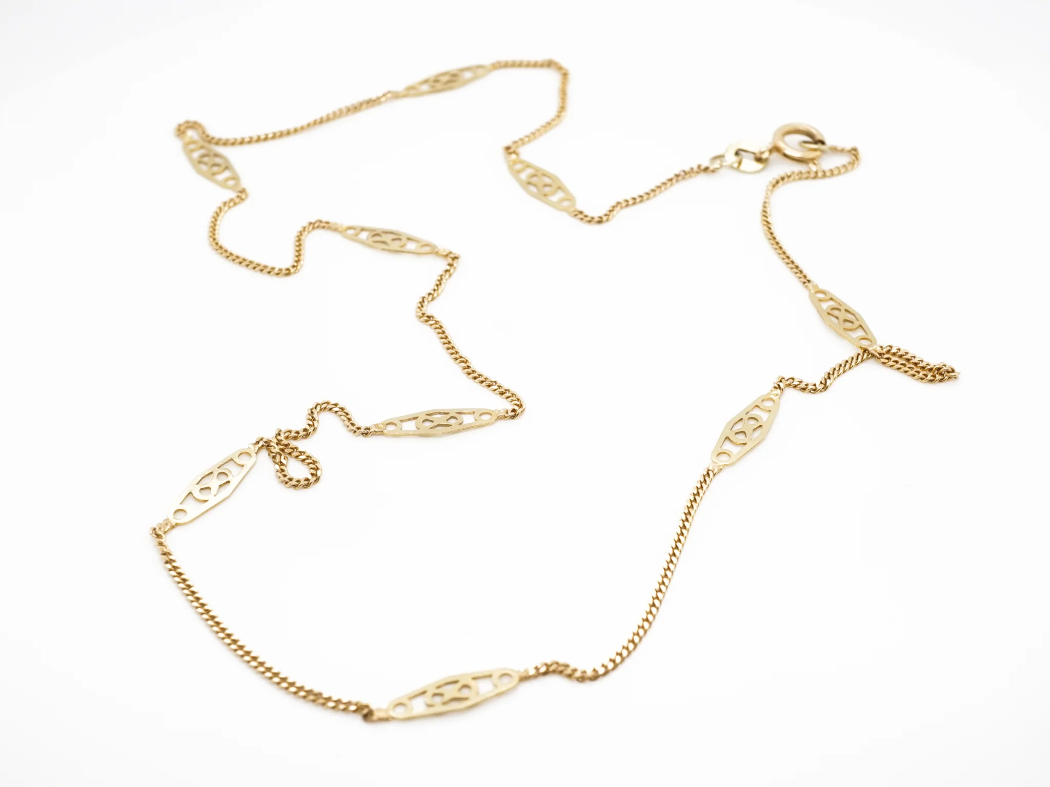 Ornate Mid-Century 18 Inch Chain in 14k Yellow Gold - Image 2