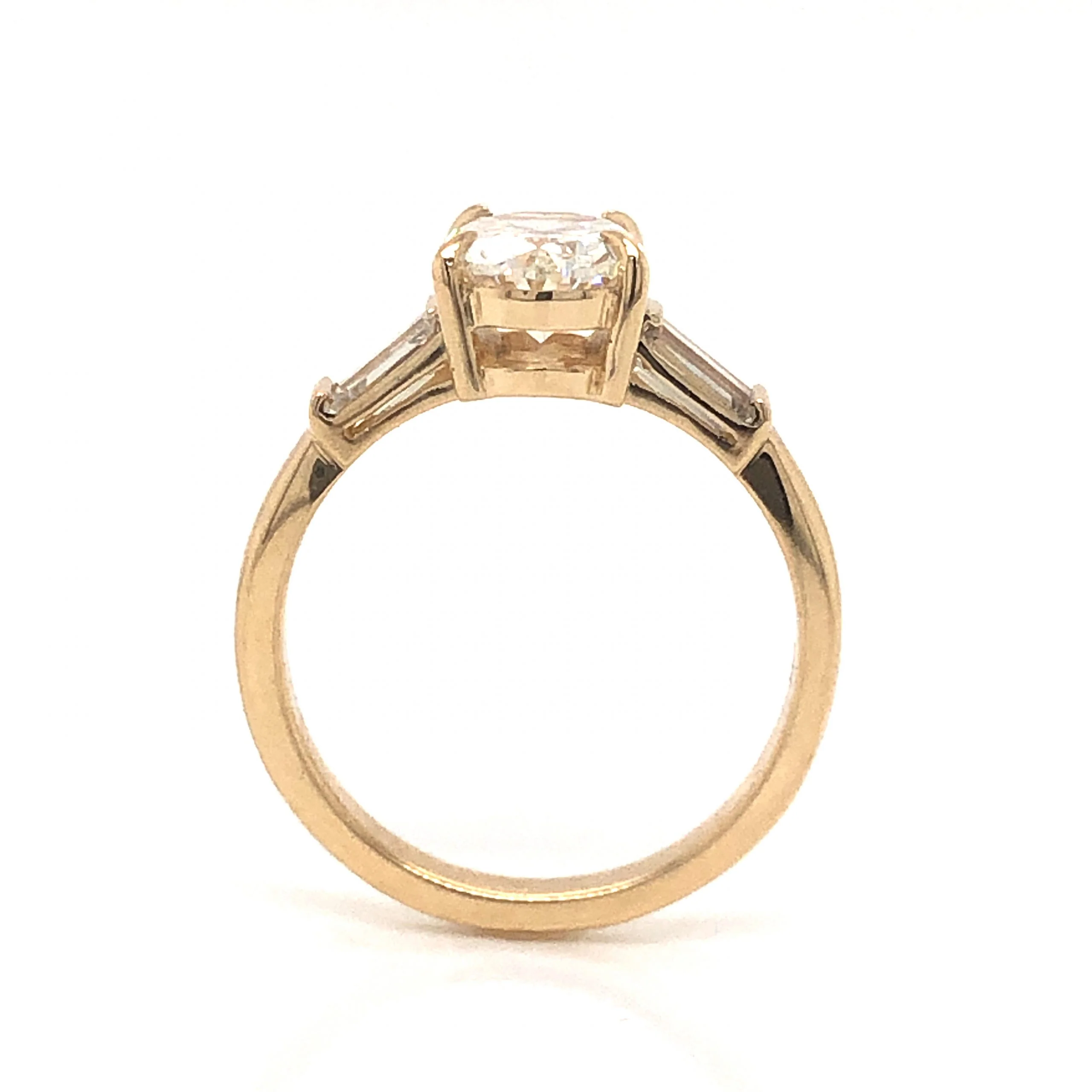 Oval Cut 1.51 Diamond Engagement Ring in 14k Yellow Gold - Image 4