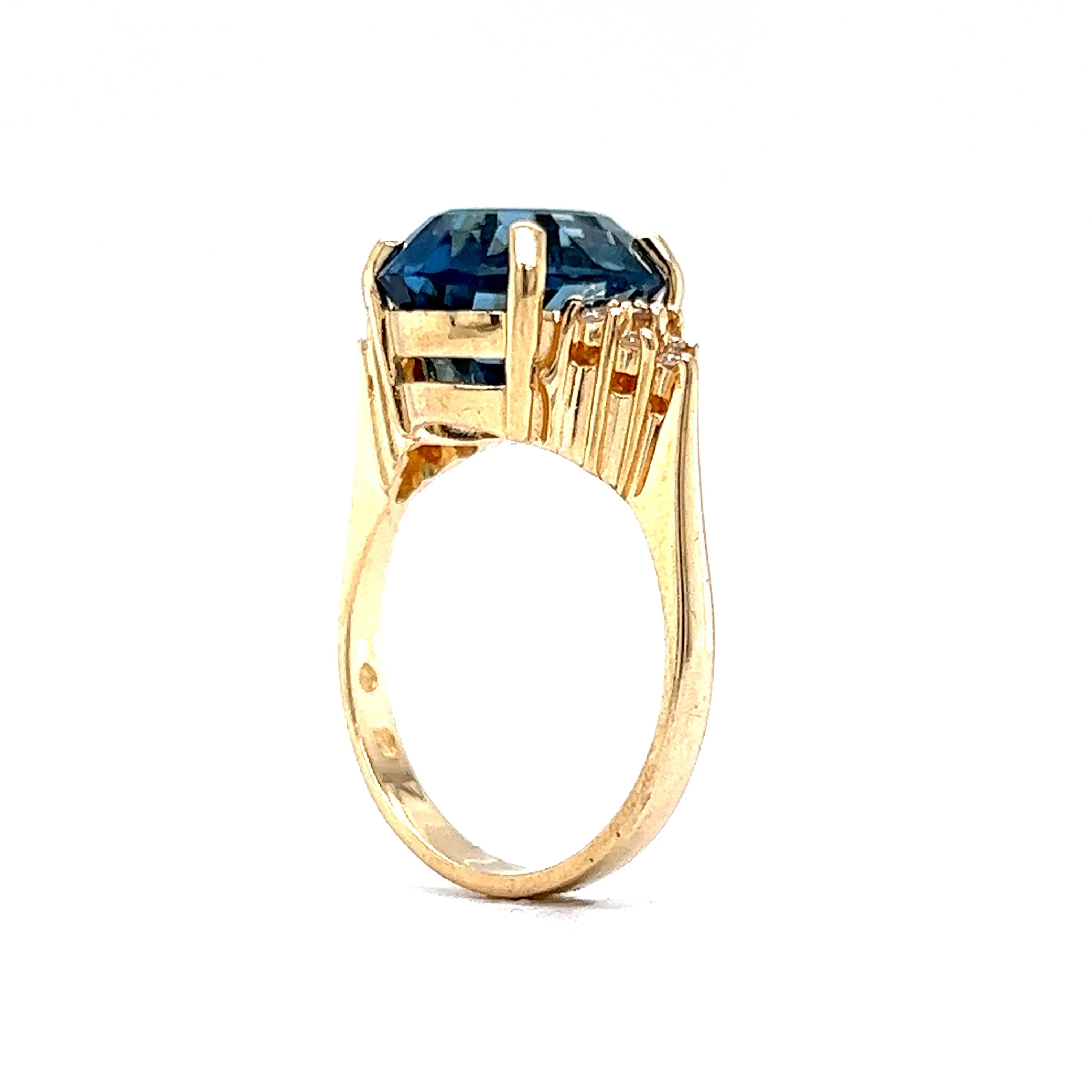 Oval Cut London Blue Topaz & Diamond Ring in 14k Yellow Gold - Image 5