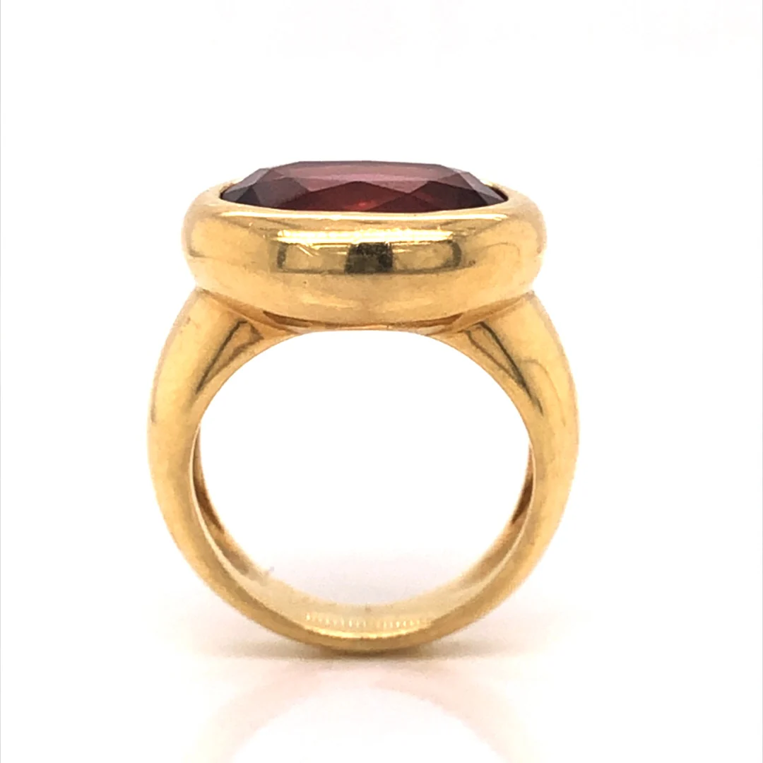 Oval Cut Pink Tourmaline Cocktail Ring in 18k Yellow Gold - Image 4