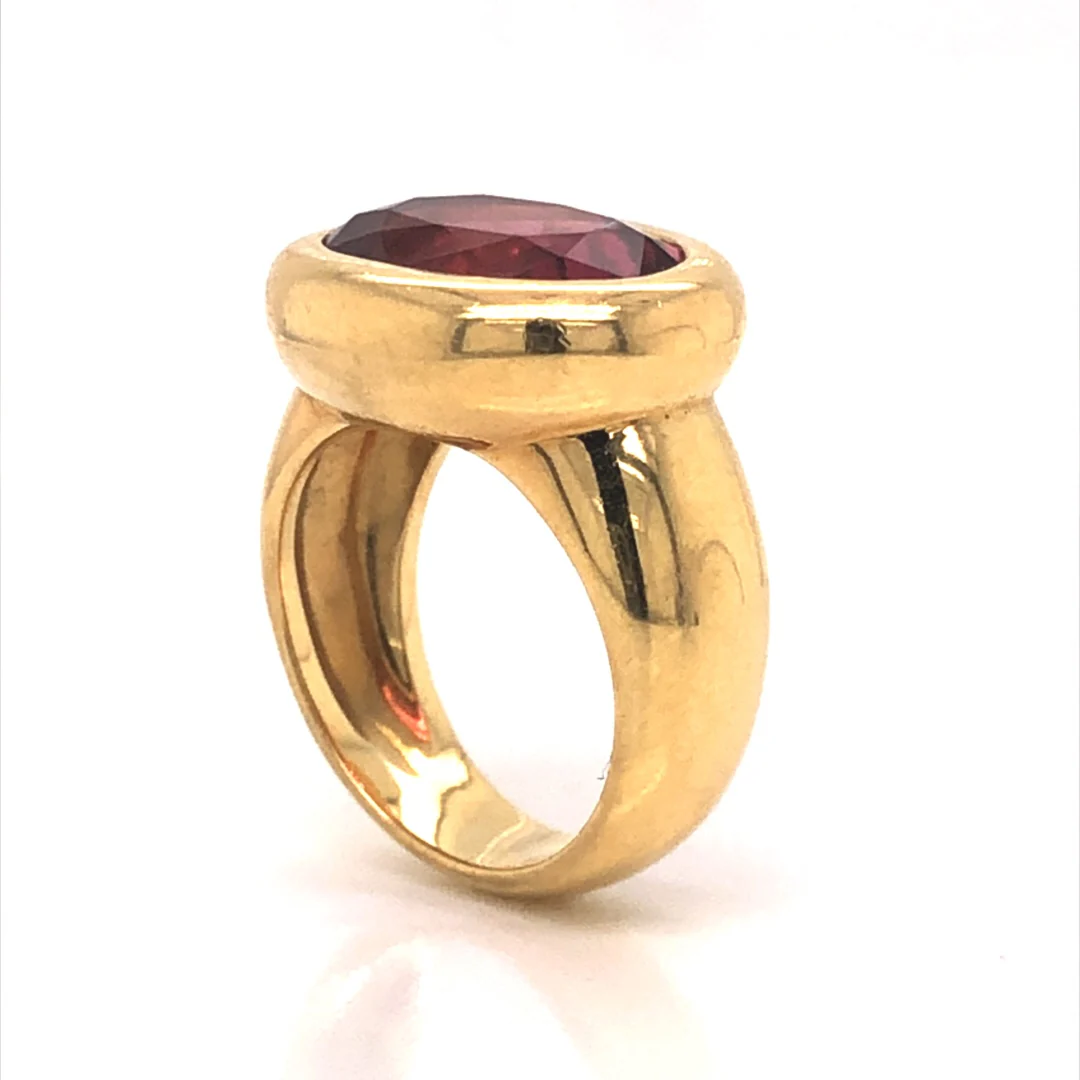 Oval Cut Pink Tourmaline Cocktail Ring in 18k Yellow Gold - Image 5
