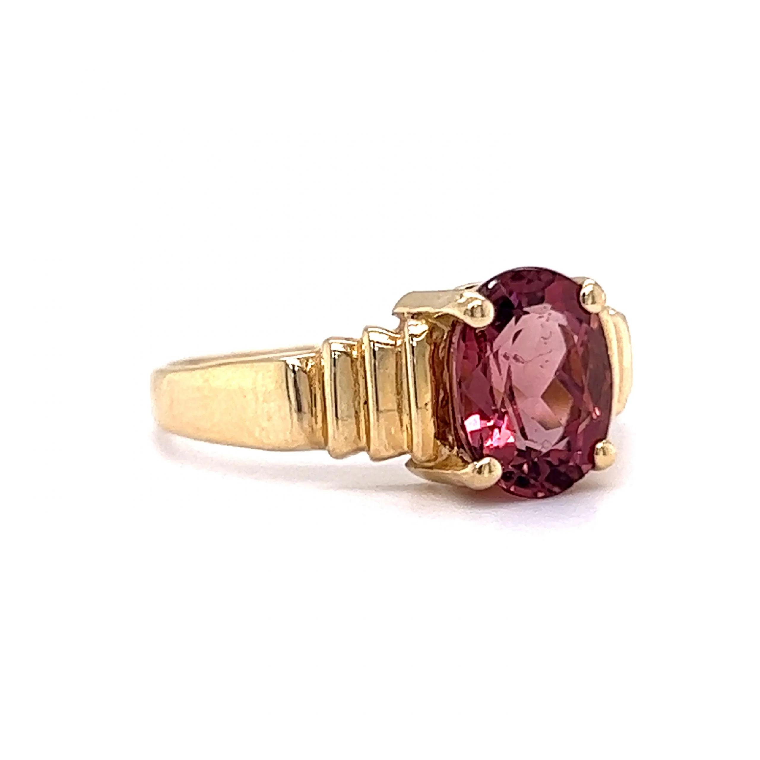 Oval Cut Pink Tourmaline Ring in 14k Yellow Gold - Image 3