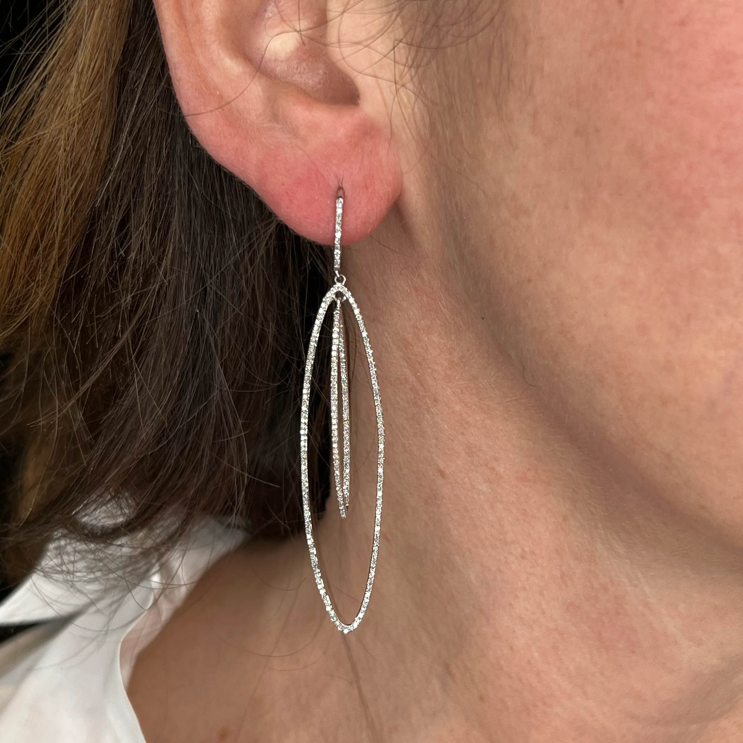 Oval Pave Diamond Hoop Earrings in 18k White Gold - Image 4