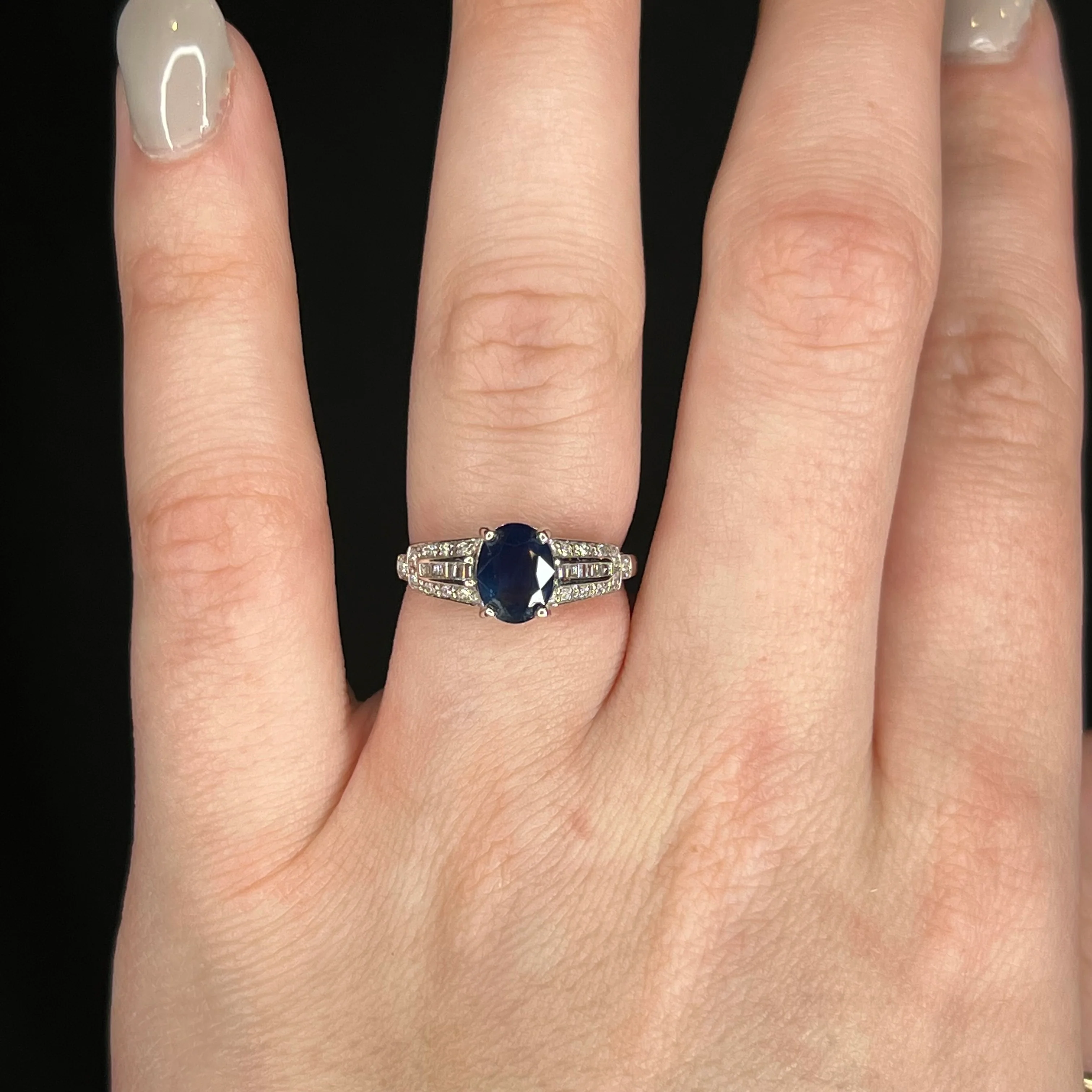 1.29 Oval Sapphire Engagement Ring w/ Diamonds in White Gold - Image 6