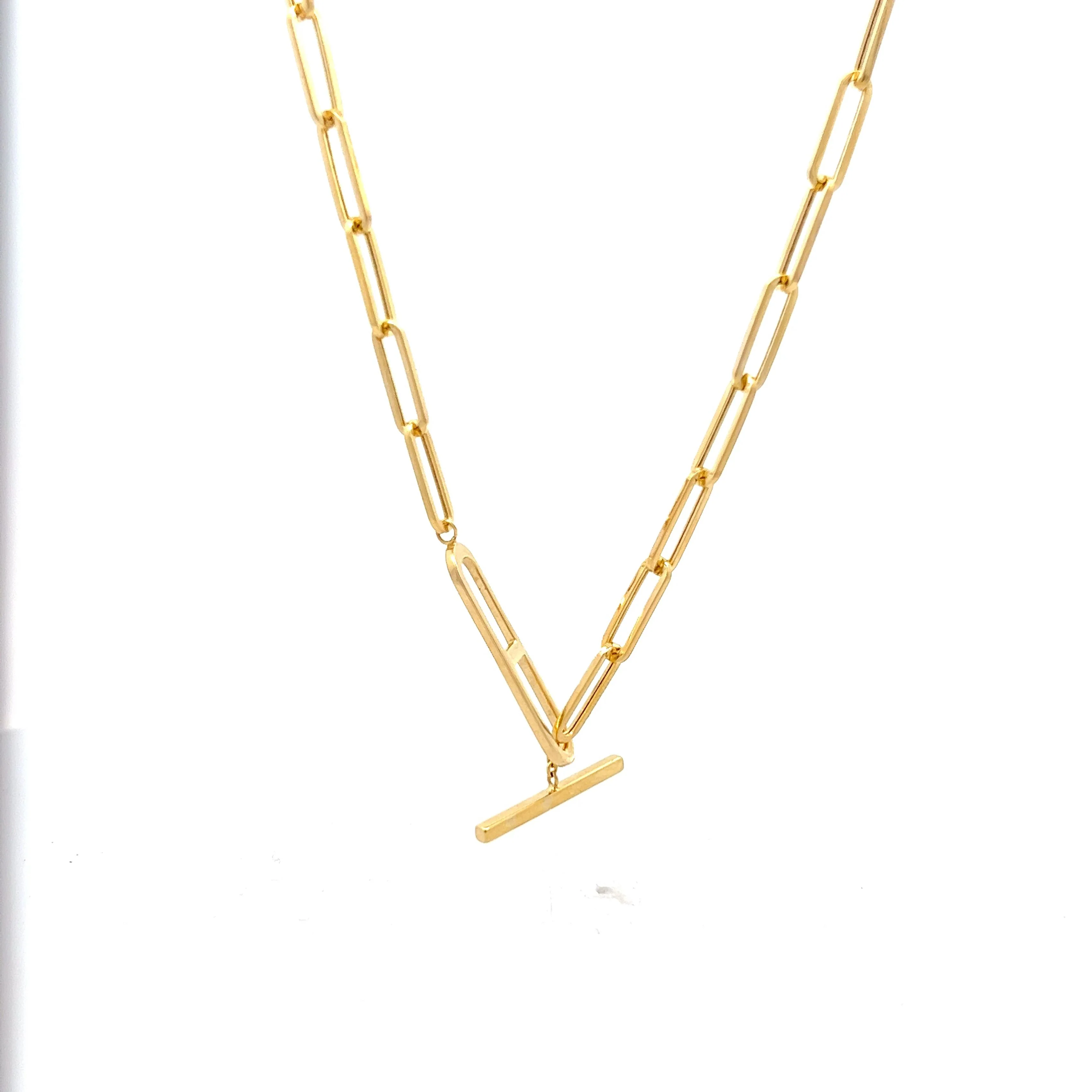Paperclip Chain Toggle Necklace in 14k Yellow Gold - Image 3