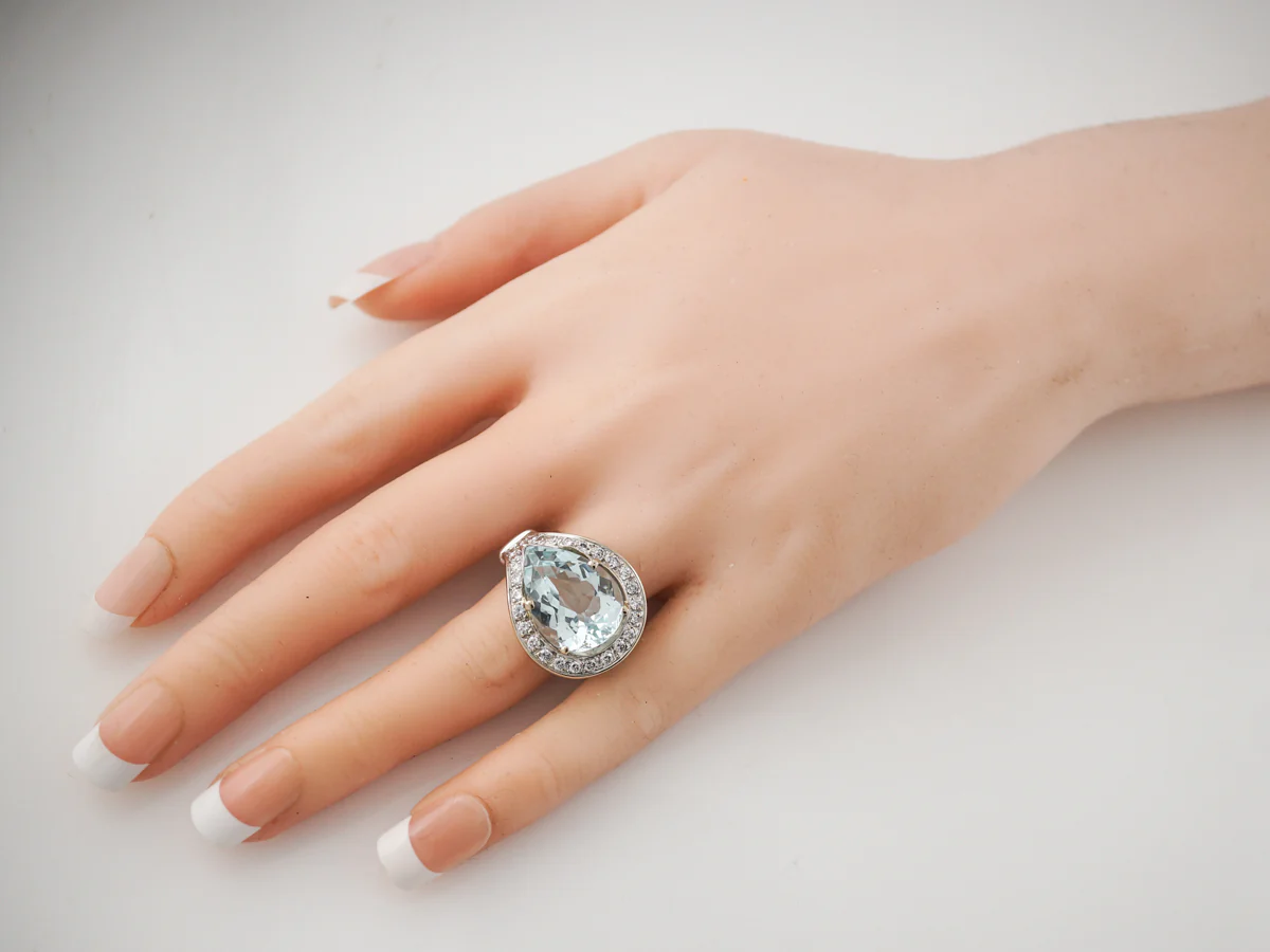 Pear Cut Aquamarine Cocktail Ring in 14k White Gold - Image 7