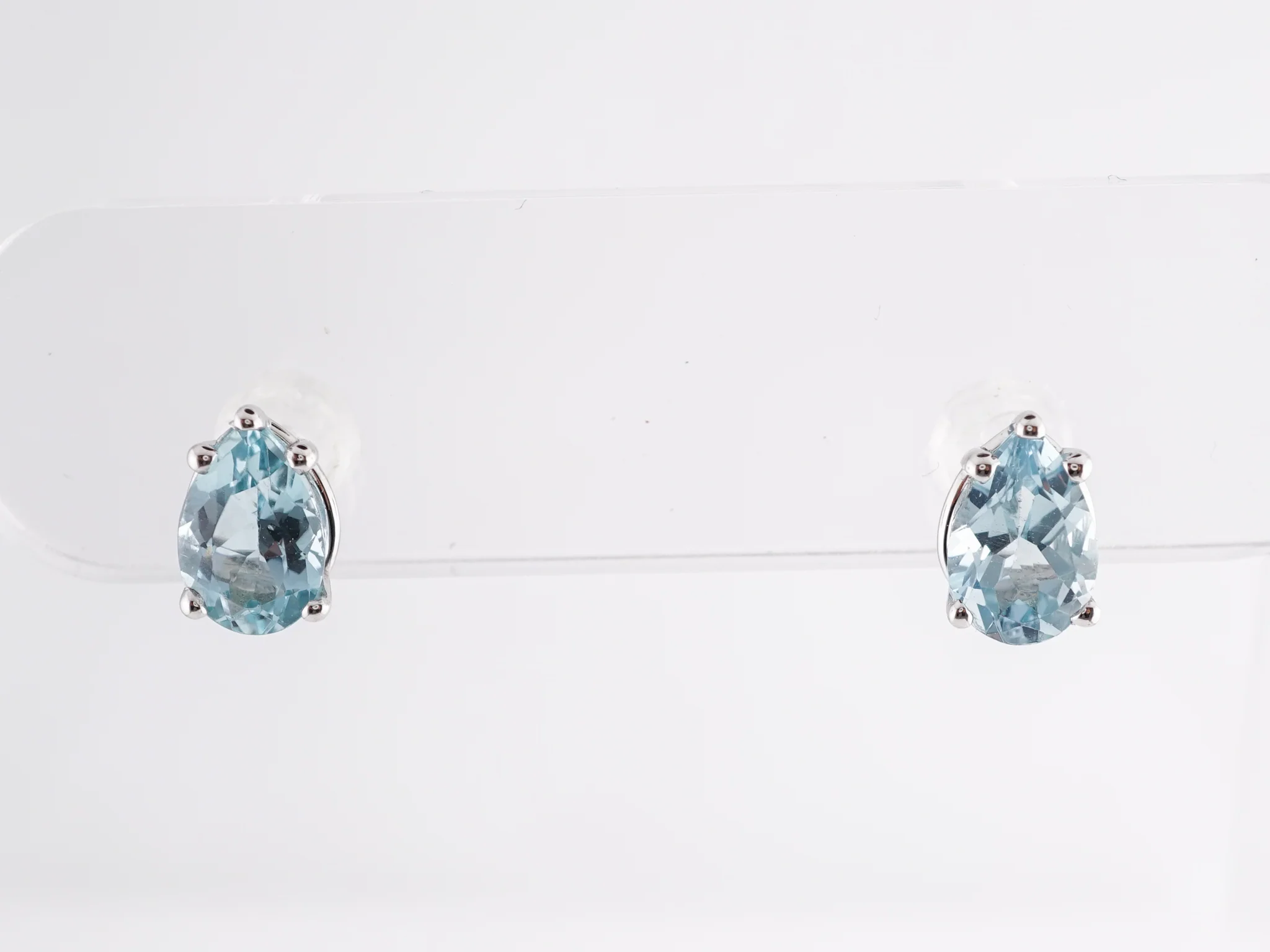 Pear Cut Aquamarine Stud Earrings in 14k White Gold