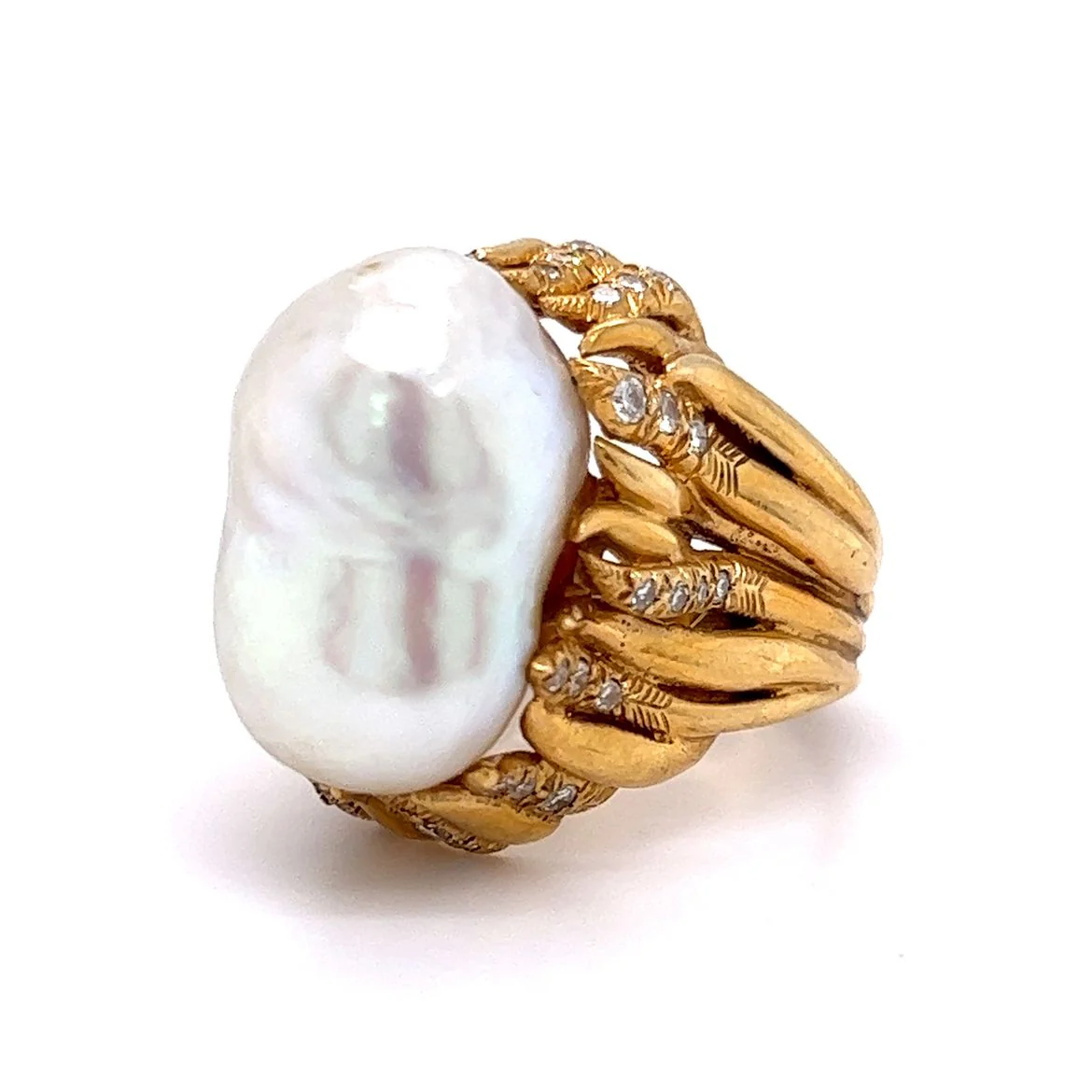 Vintage Mid-Century Pearl & Diamond Cocktail Ring in 18k Yellow Gold - Image 2
