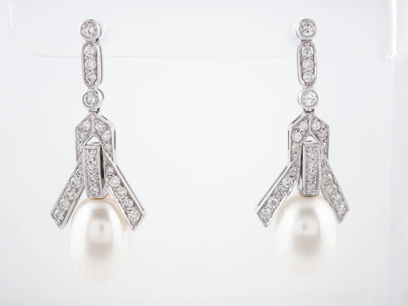 Pearl Earrings Modern .94 Round Brilliant Cut Diamond in Platinum - Image 2