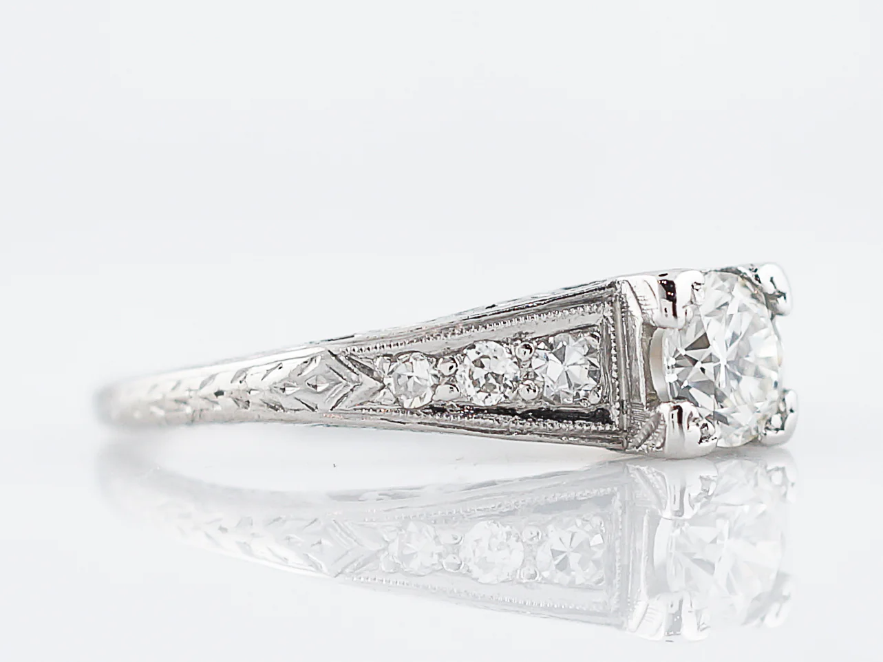 Perfect Art Deco Diamond Engagement Ring in Platinum - Image 3