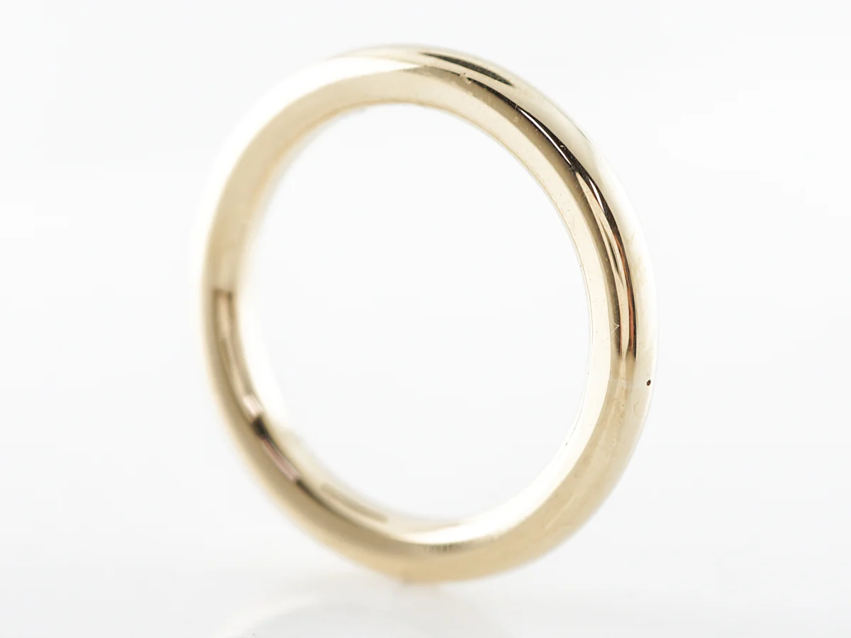 Plain Men's Wedding Band in 18K Yellow Gold - Image 3